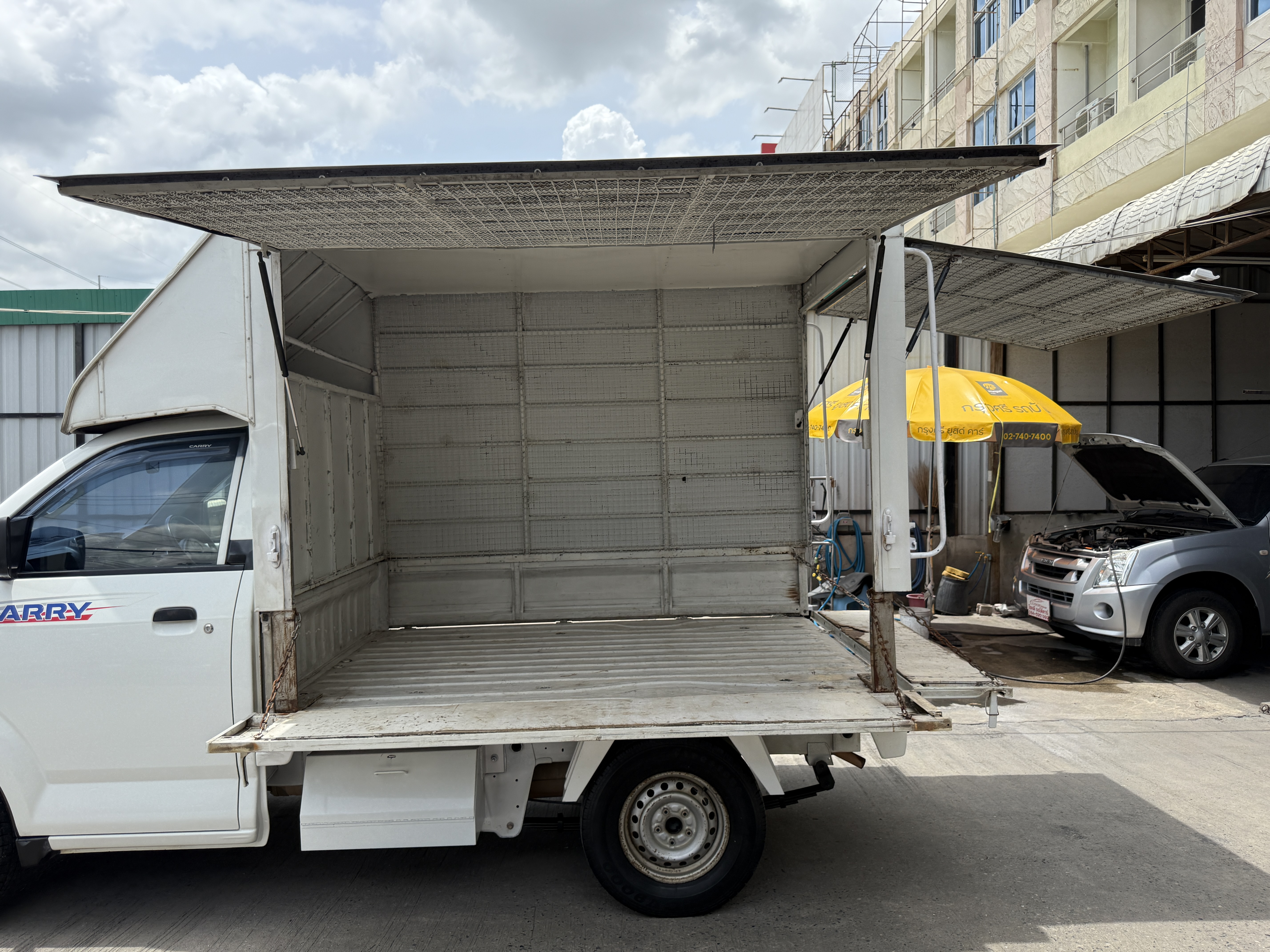 Suzuki Carry 1.6 2015 ขาว