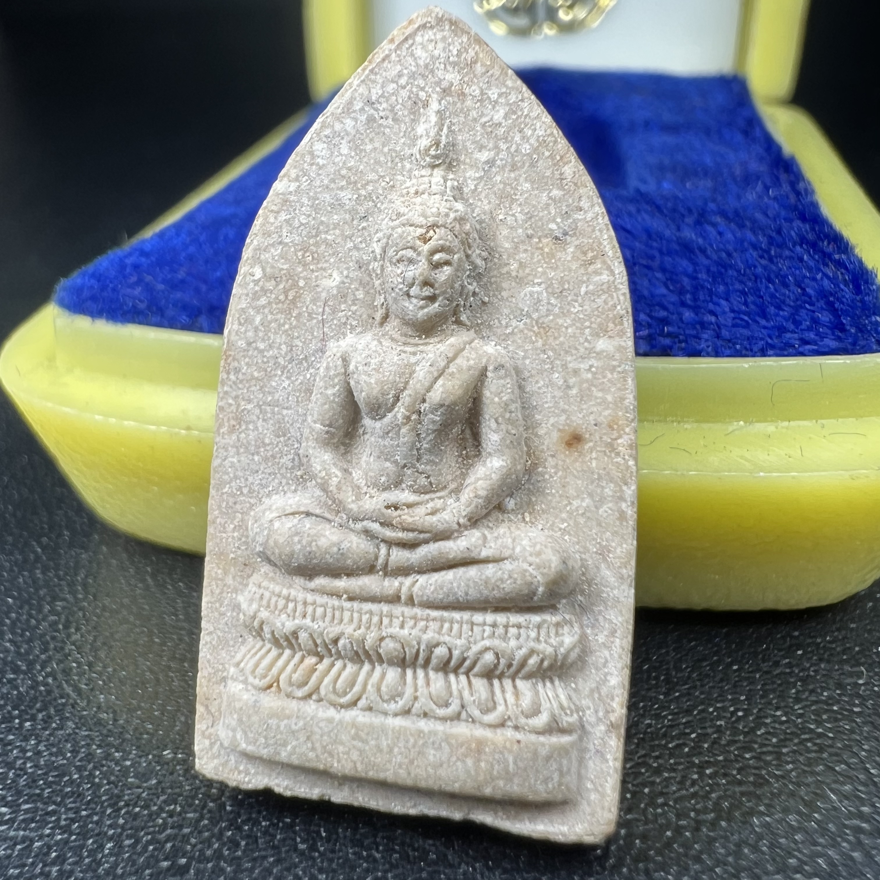 สมเด็จศิริราชร้อยปี หลัง ภปร. ปี 2531 ที่ระลึกครบ 100ปี โรงพยาบาลศิริราช ในหลวงรัชกาลที่9พระราชทานผงจิตรลดา(พระดี พิธีใหญ่ ปีลึก เจตนาบริสุทธิ์ สุดยอดมวลสาร)พร้อมกล่องพิเศษกรรมการ