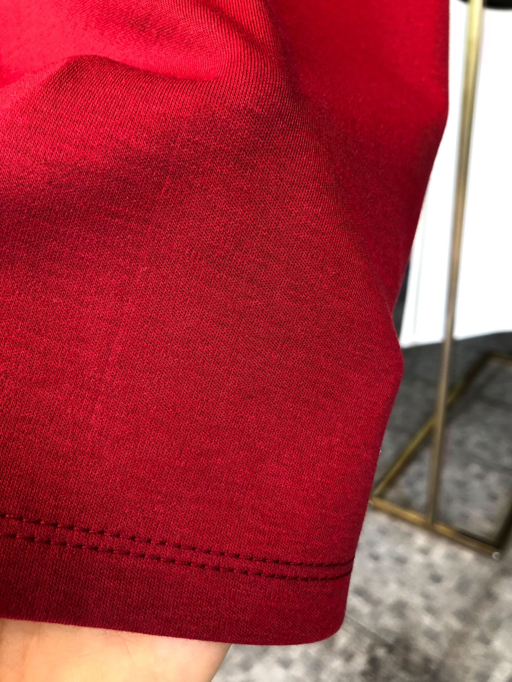 เดรสเปิดไหล่