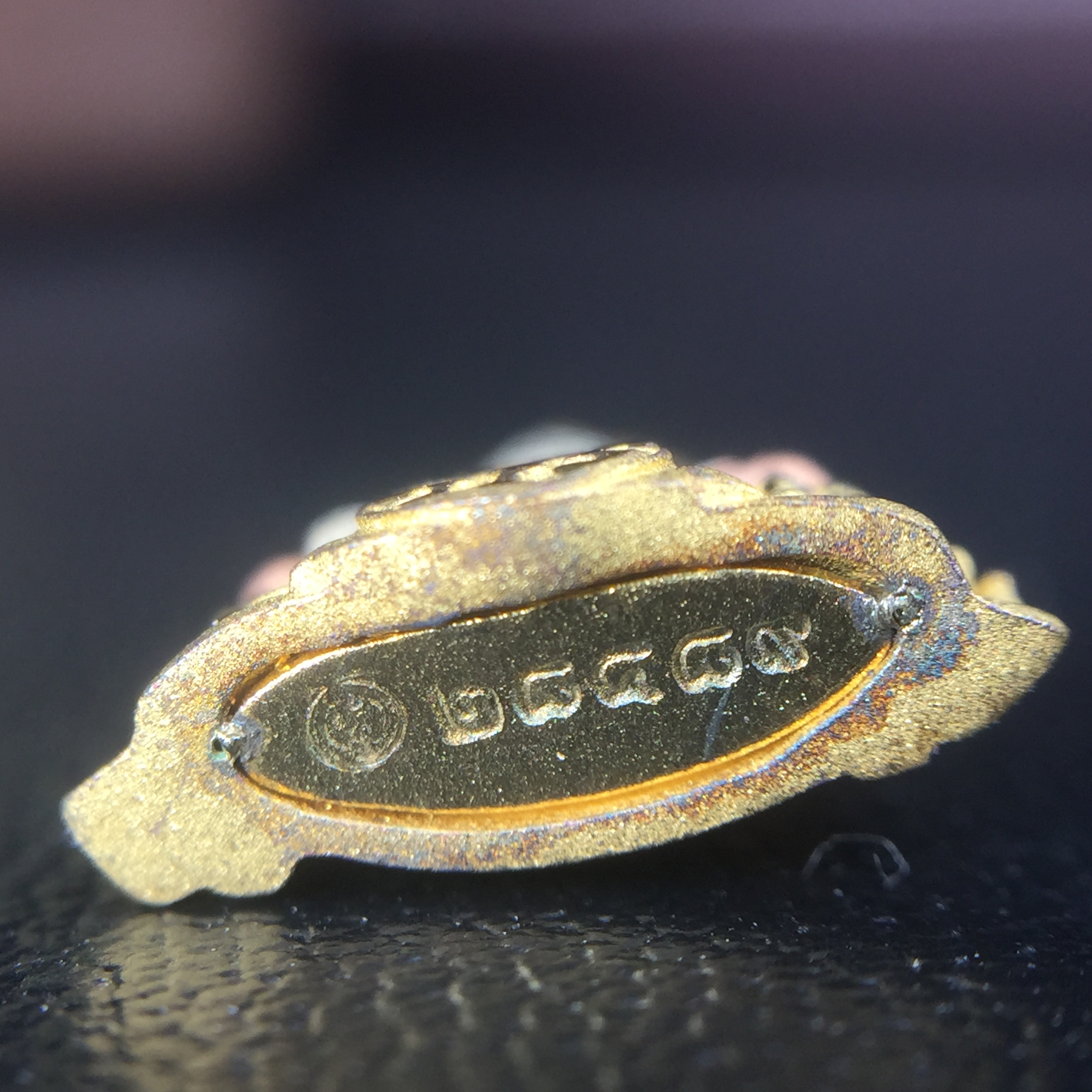 พระพุทธชินราช ภปร. โครงการ "เพราะแผ่นดินนี้ คือ แผ่นดินเกิด" ปี2548(รุ่นแรก) ลอยองค์ หน้าตัก 1/4 นิ้ว เนื้อเงินสามกษัตริย์(สภาพคัดสวย กล่องบรรจุเดิมครบ)