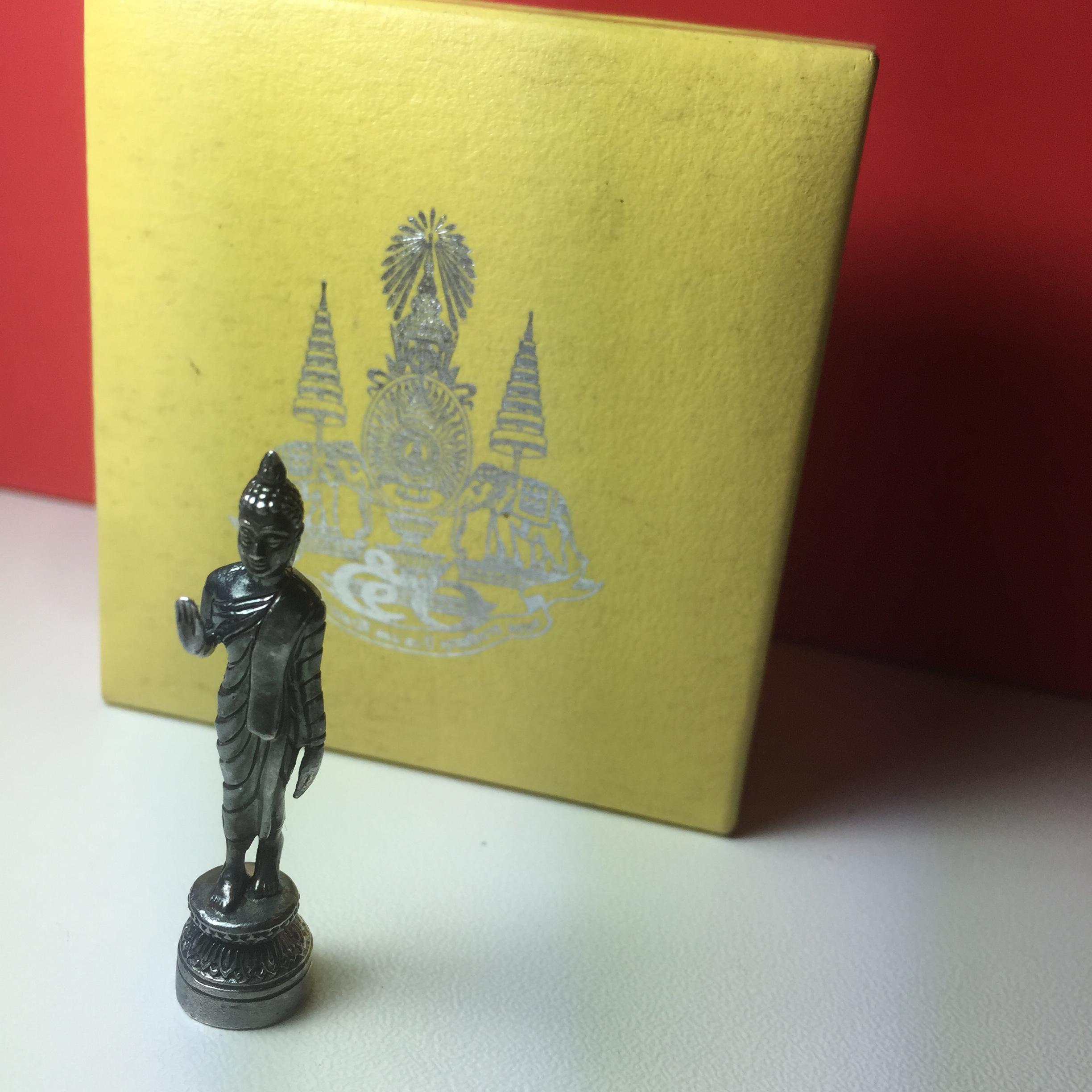 พระพุทธอภัยมงคลสมังคี ลอยองค์เนื้อเงิน ตราสัญลักษณ์ครองราช50ปี