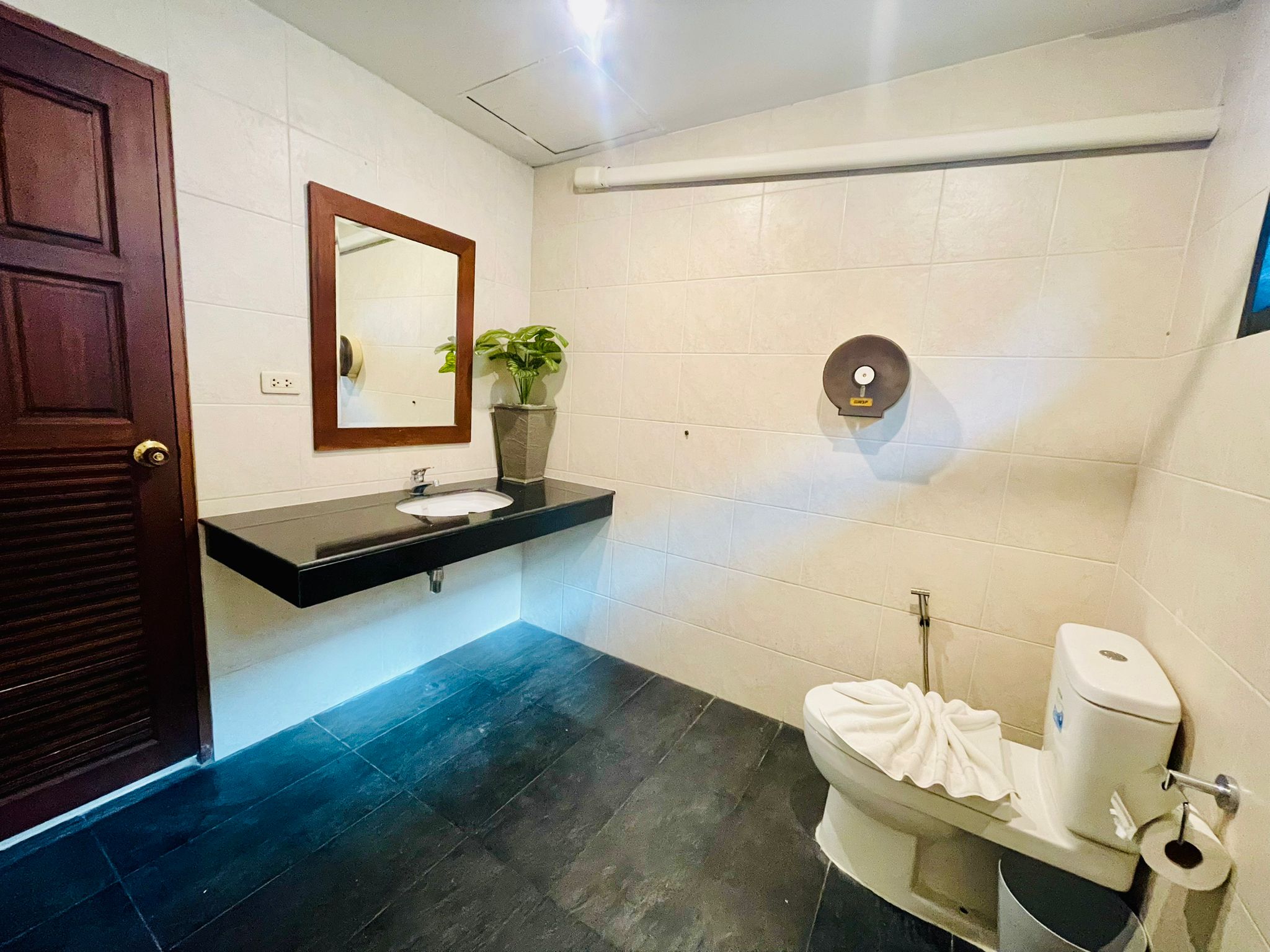 For Rent : Kata, 2-Storey Twin House, 3 bedrooms 3 bathrooms