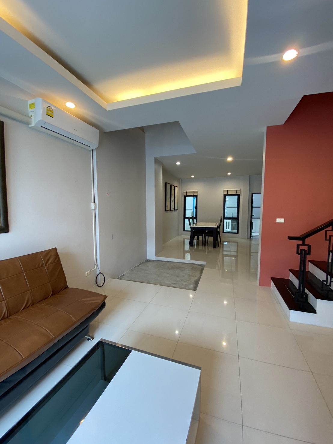 For Rent : Town home near Super Cheap Market, 3 Bedroom 3 Bathroom