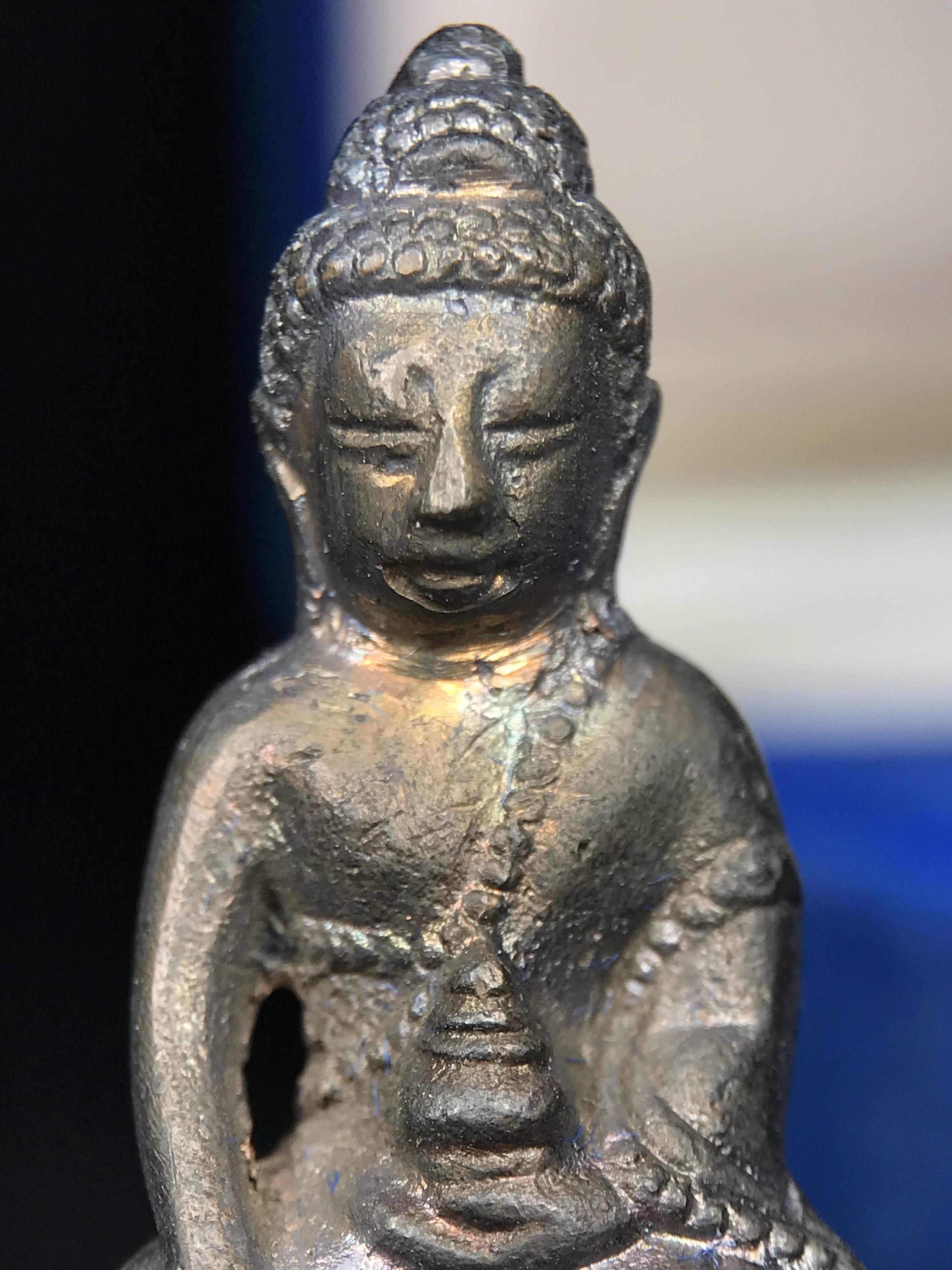 พระกริ่ง-พระชัยวัฒน์ สว. 90 พรรษาสมเด็จย่า ปี2533 เนื้อนวโลหะ(แก่ทองคำผสมทองคำเยอะมากรุ่นนี้)(ในหลวงรัชกาลที่9เสด็จในพิธี)(หล่อแบบโบราณอุดมวลสาร 108 แบบฉบับพระกริ่งใหญ่สายวัดสุทัศน์ พระสังฆราช(แพ))(1 ใน 3000 ชุด) หายาก