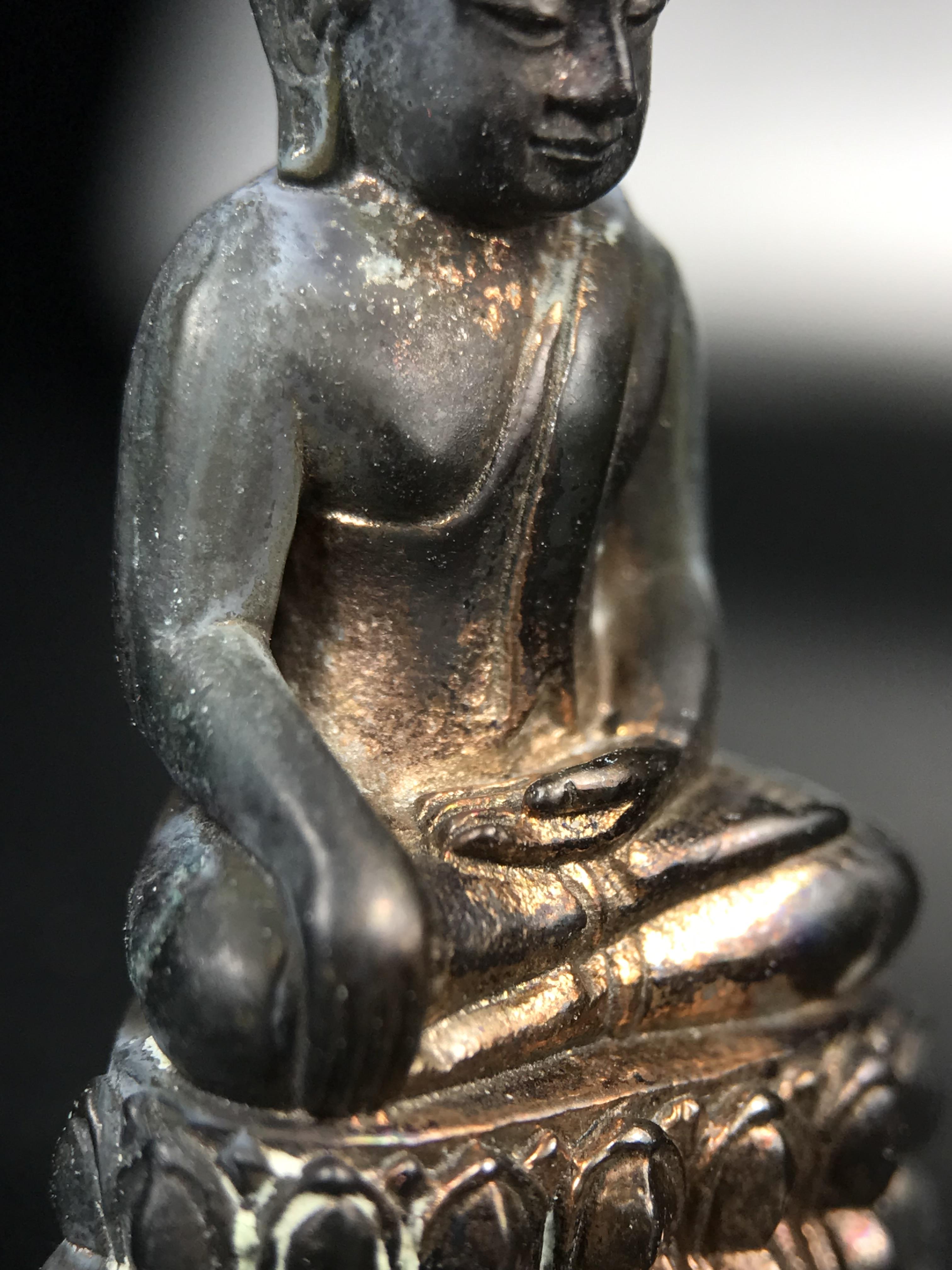 พระกริ่งชินรังษี วัดบวรนิเวศวิหาร ปี 2550 เนื้อนวโลหะ สมเด็จพระญาณสังวร สมเด็จพระสังฆราช ทรงเททองด้วยพระองค์เอง(พุทธศิลป์สุดงดงาม) (องค์หมายเลข ๖๐๓ เลขสวยผลรวมได้เก้าเจริญก้าวหน้าในทุกๆด้าน) 1 ใน 1000 องค์ หายาก