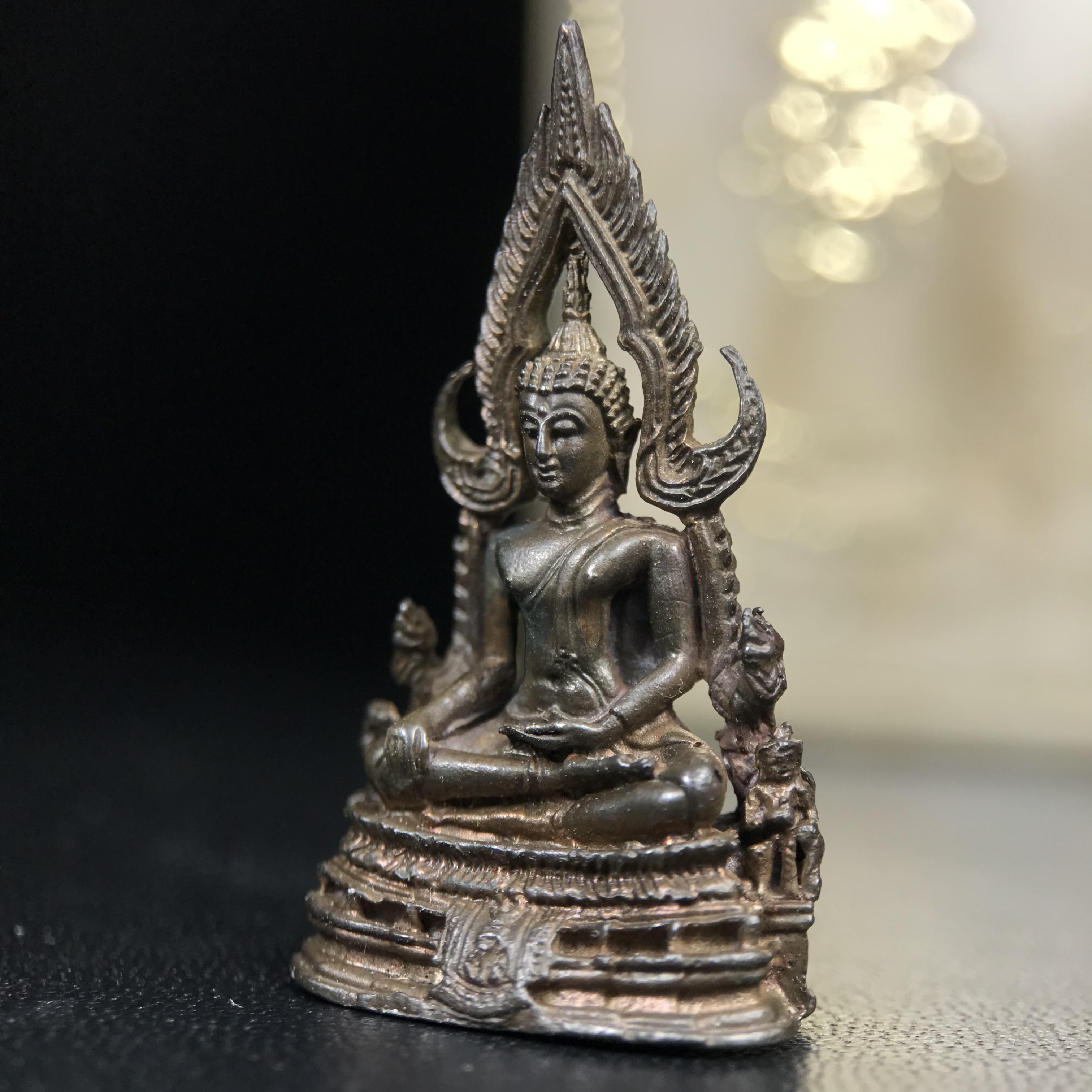 กริ่งพระพุทธชินราช ภปร. กองทัพภาคที่3จัดสร้าง ปี2517 เนื้อนวโลหะกล่องเดิม(คัดสภาพสวย)(หายาก)(ในหลวง ร.9 เสด็จในพิธี)