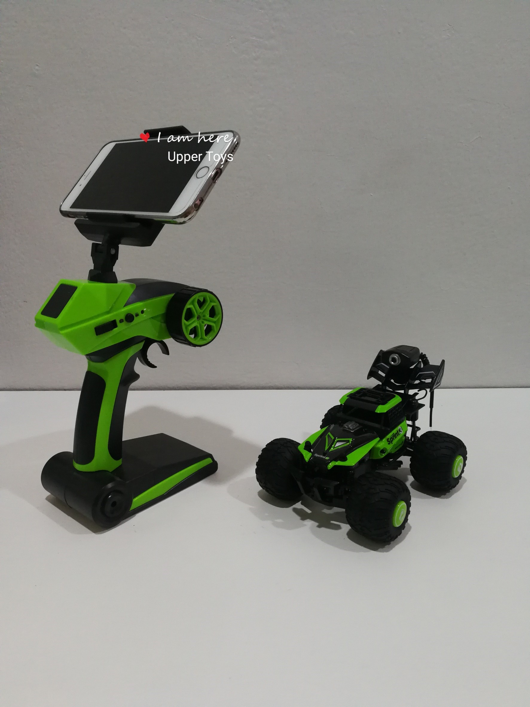 รถบังคับติดกล้อง wifi FPV ดูสดผ่านมือถือ spy car 1/28 สุดเจ๋ง