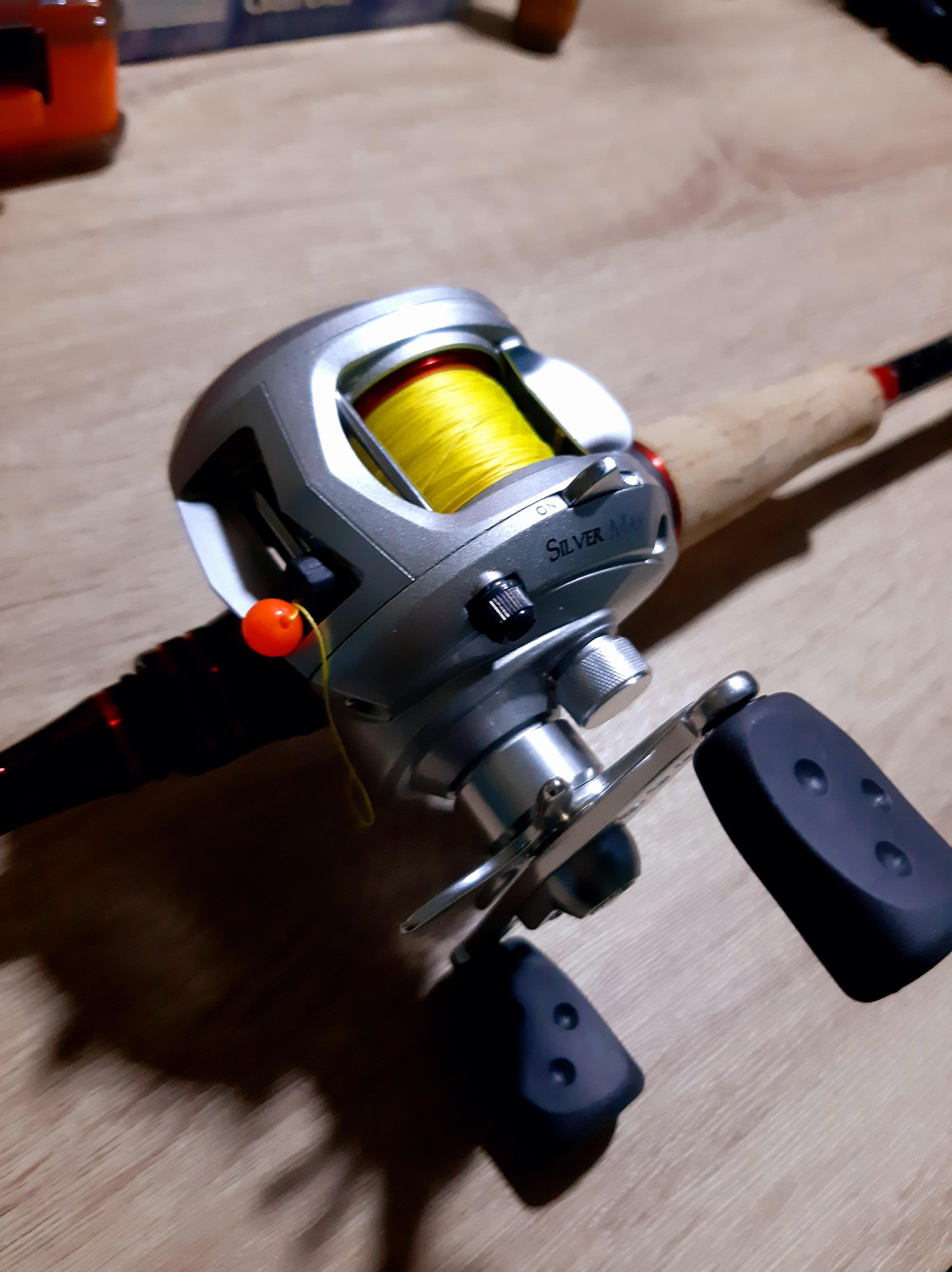 รอก Abu Garcia Silver-Max หยดน้ำ