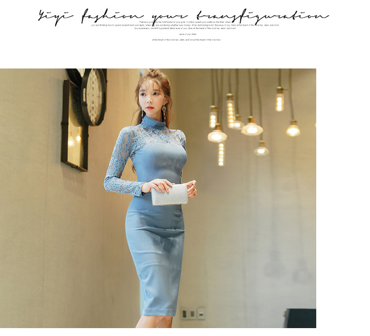 ชุดเดรสสั้นผ้าโพลีเอสเตอร์ผสมผ้าลูกไม้สีฟ้า คอสูง แขนยาว ทรงเข้ารูป สวยดูดี