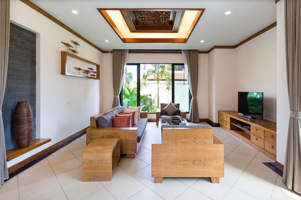 For Sale : Nai Harn, Luxury Tree Pool Villa, 3 Bedrooms 3 Bathrooms, Garden view.