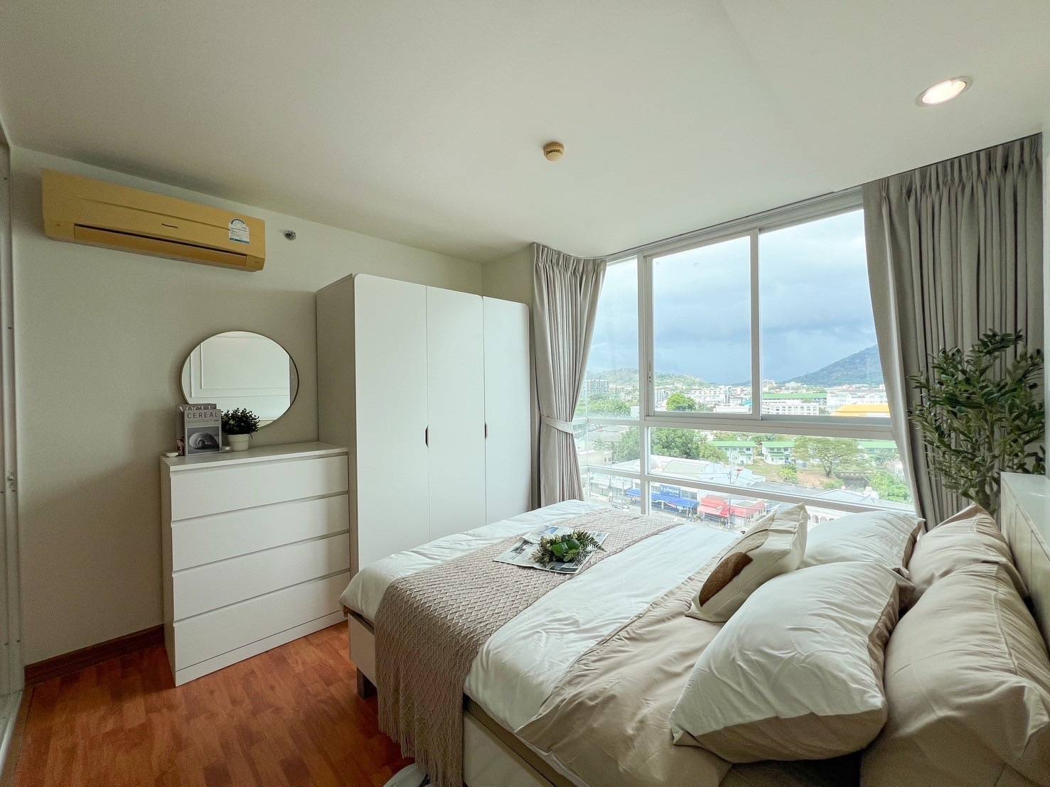 For Sales : Suanluang, The Light, 1 Bedroom 1 Bathroom, 11th flr., City View