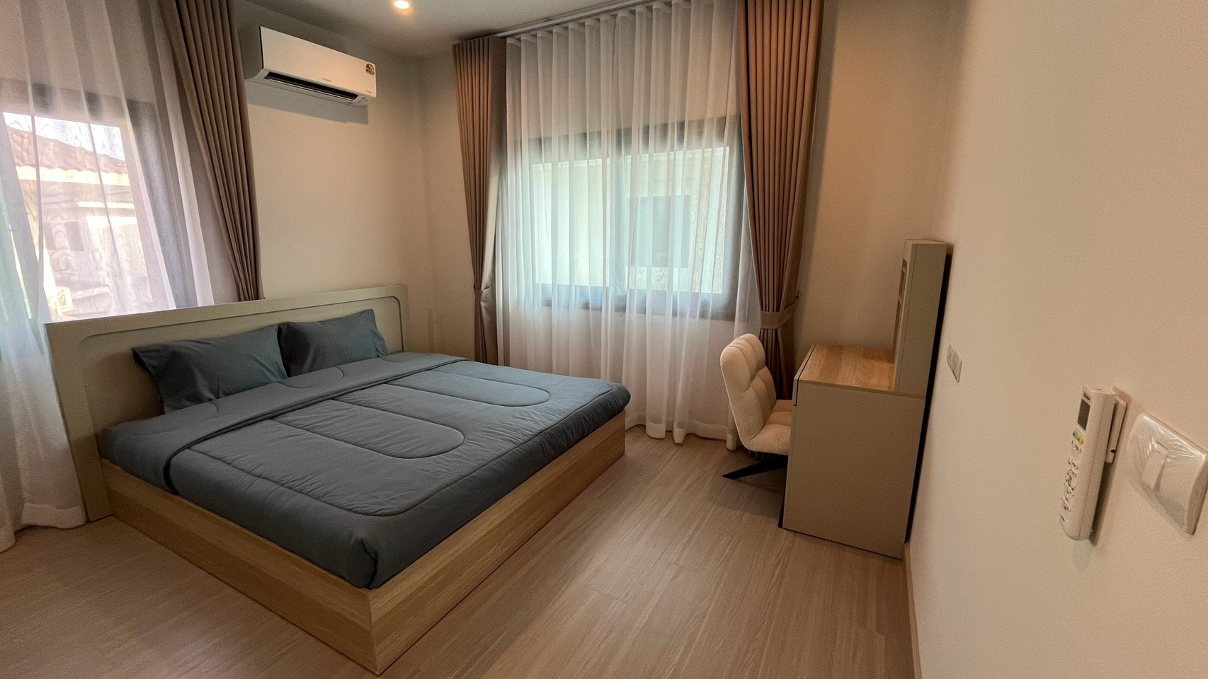 For Rent : Kohkaew, Supalai Lake Ville, 4 Bedrooms 3 Bathrooms