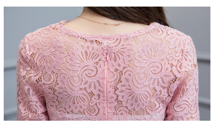 ชุดเดรสสั้นผ้าลูกไม้สีชมพูคอวีแขนข้อศอก