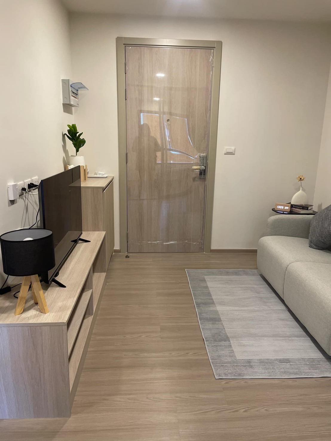 For Rent : Kathu, Dcondo Reef, 1 Bedroom 1 Bathroom, 7th flr.