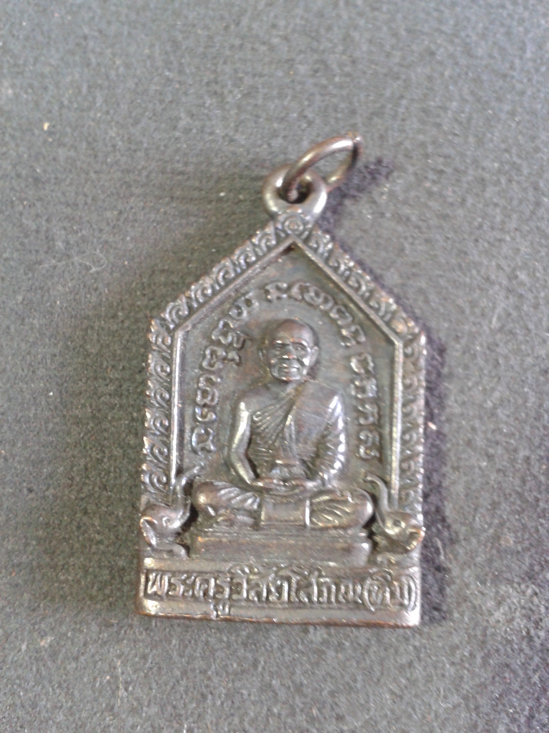 หลวงพ่อทวดวัดช้างให้ หลังพระครูวิสัยโสภณ(ทิม)