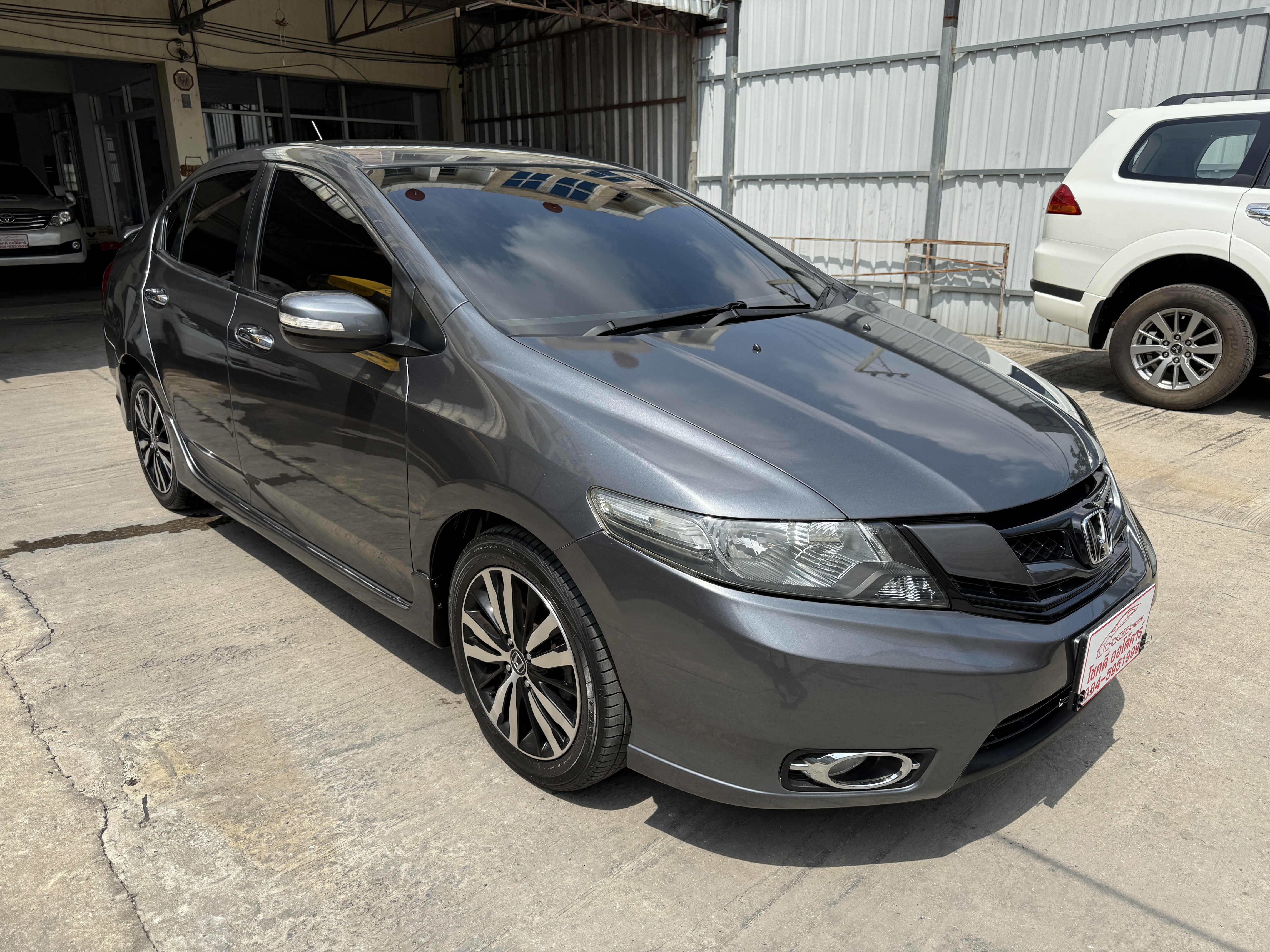Honda City 1.5 SV At 2013 เทาดำ
