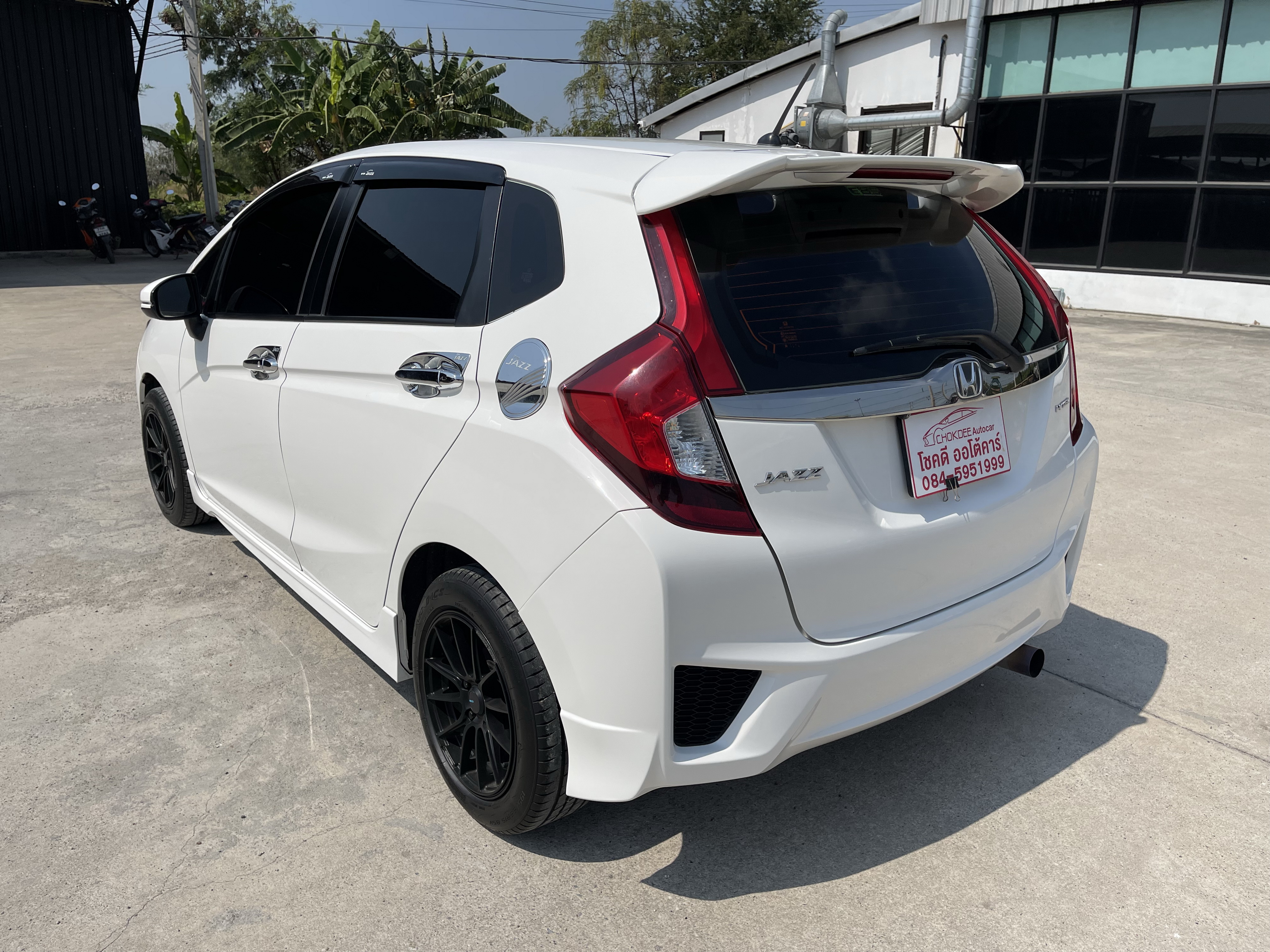 Honda Jazz 1.5 SV At 2016 ขาว