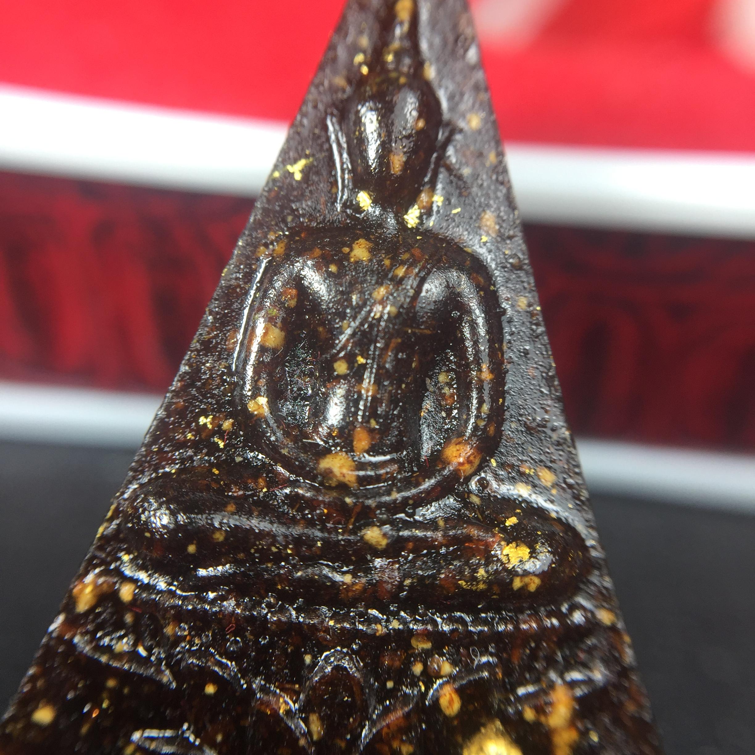 พระกำลังแผ่นดิน พระราชทาน วัดบวรนิเวศวิหาร ปี2539 พิมพ์ใหญ่ กรรมการ (ในหลวง รัชกาลที่ 9 พระราชทานมวลสารจิตรลดา)นิยมหายาก