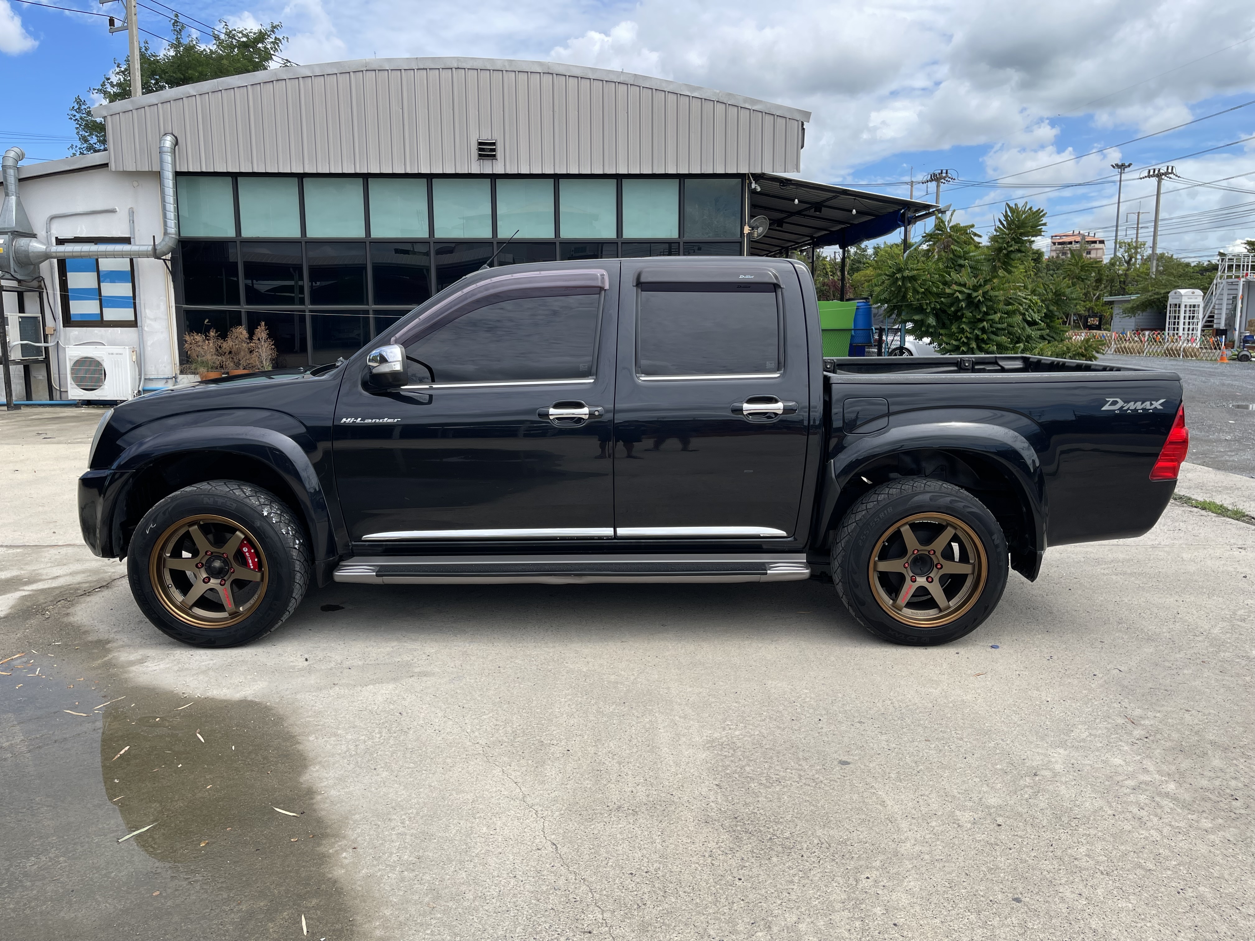 Isuzu Dmax 4ประตู Hilander 2.5 Abs 2011 ดำ