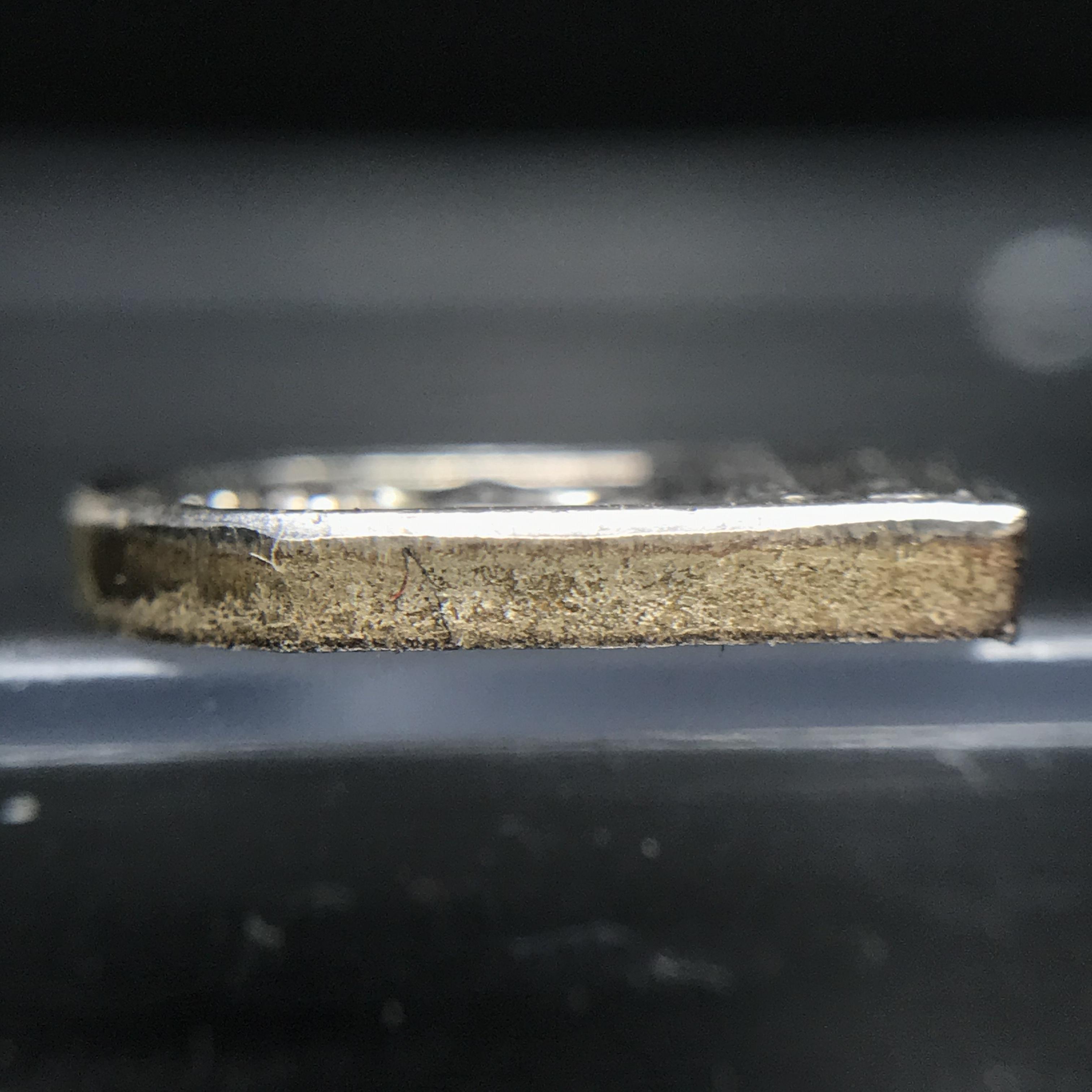 พระปรกใบมะขาม พระพุทธสิหิงค์ ภปร ธรรมศาสตร์ 50ปี เนื้อเงิน(ในหลวงรัชกาลที่9 เสด็จเททอง)(พระปรกใบมะขาม ภปร. รุ่นแรก)หายาก ผิวเดิมสวย