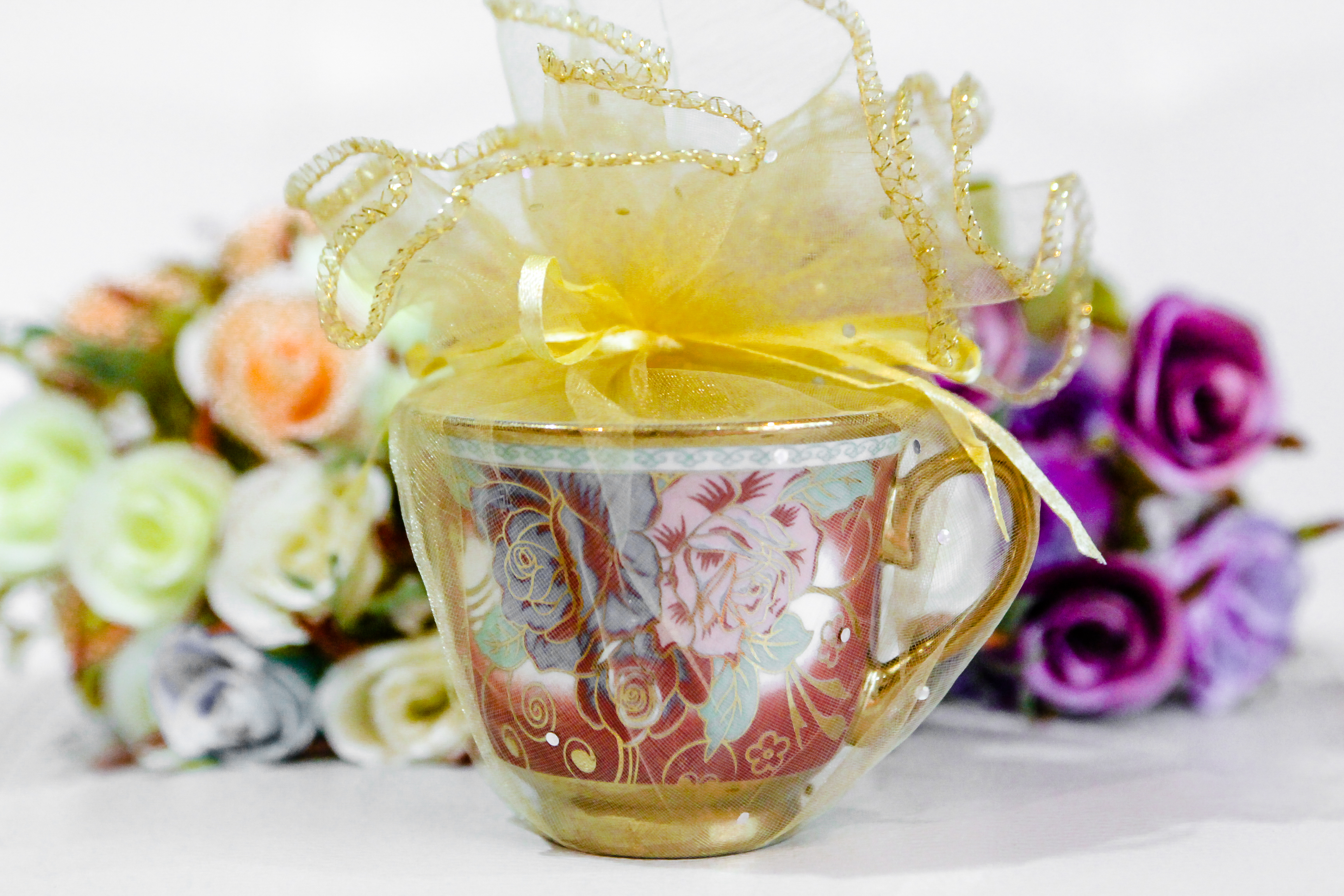 ของชำร่วยงานศพ แก้วกาแฟลายทอง (แก้วใหญ่)