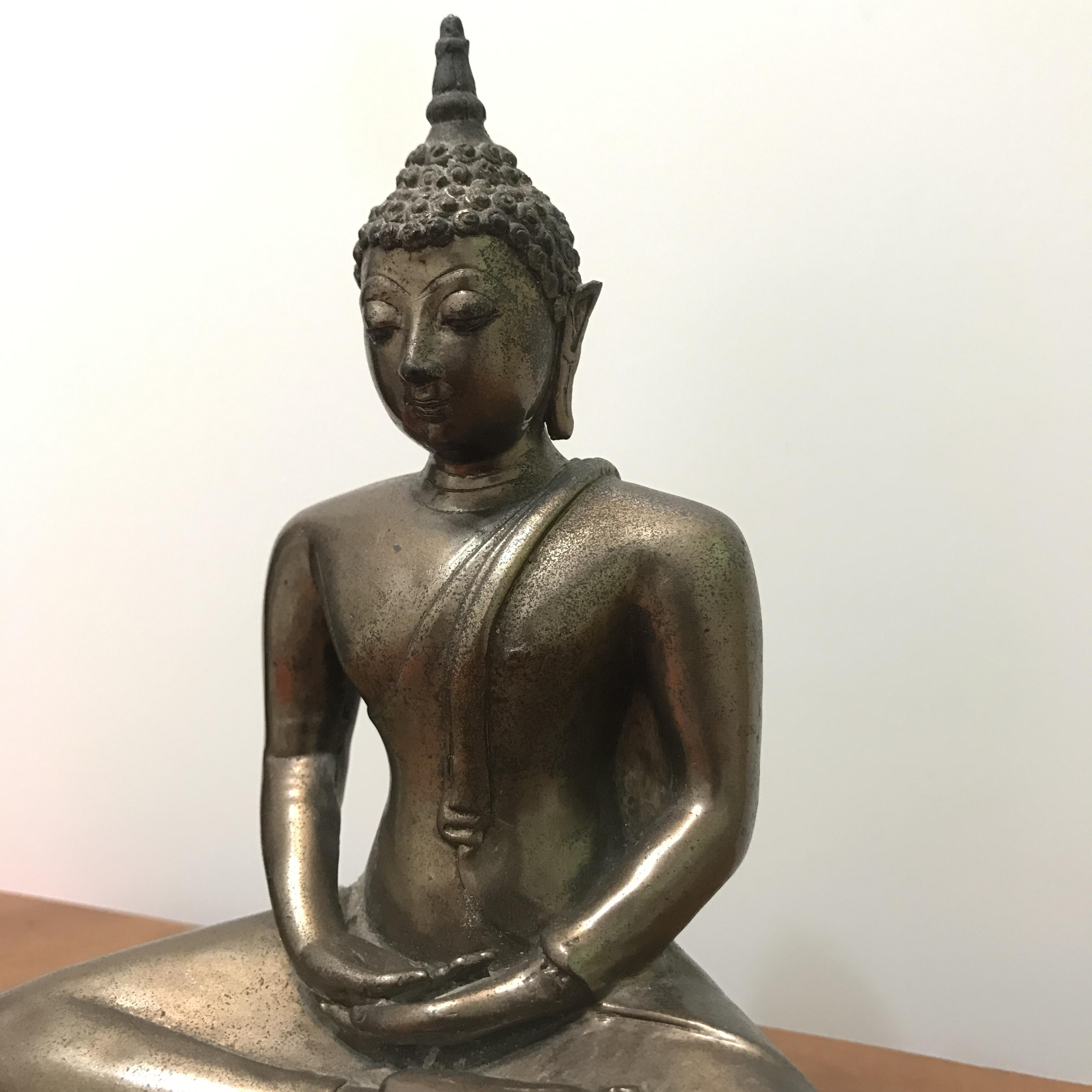 พระบูชาพุทธธโนภาสโพธิธวัช ธนาคารไทยพานิชย์ ดำเนินงานครบ85ปี สร้างปี2535 หน้าตัก5นิ้ว เนื้อทองผสม สมเด็จพระสังฆราชญาณสังวร เป็นประธาน