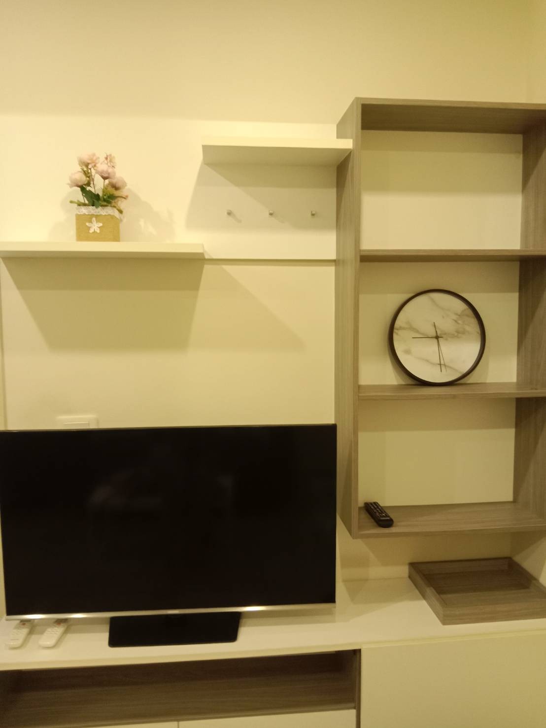 For Rent : Wichit, The Base Downtown, 1 Bedroom 1 Bathroom, 5th flr., Garden View.