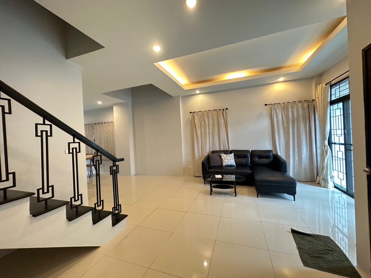 For Rent : Town home near Super Cheap Market, 3 Bedroom 3 Bathroom