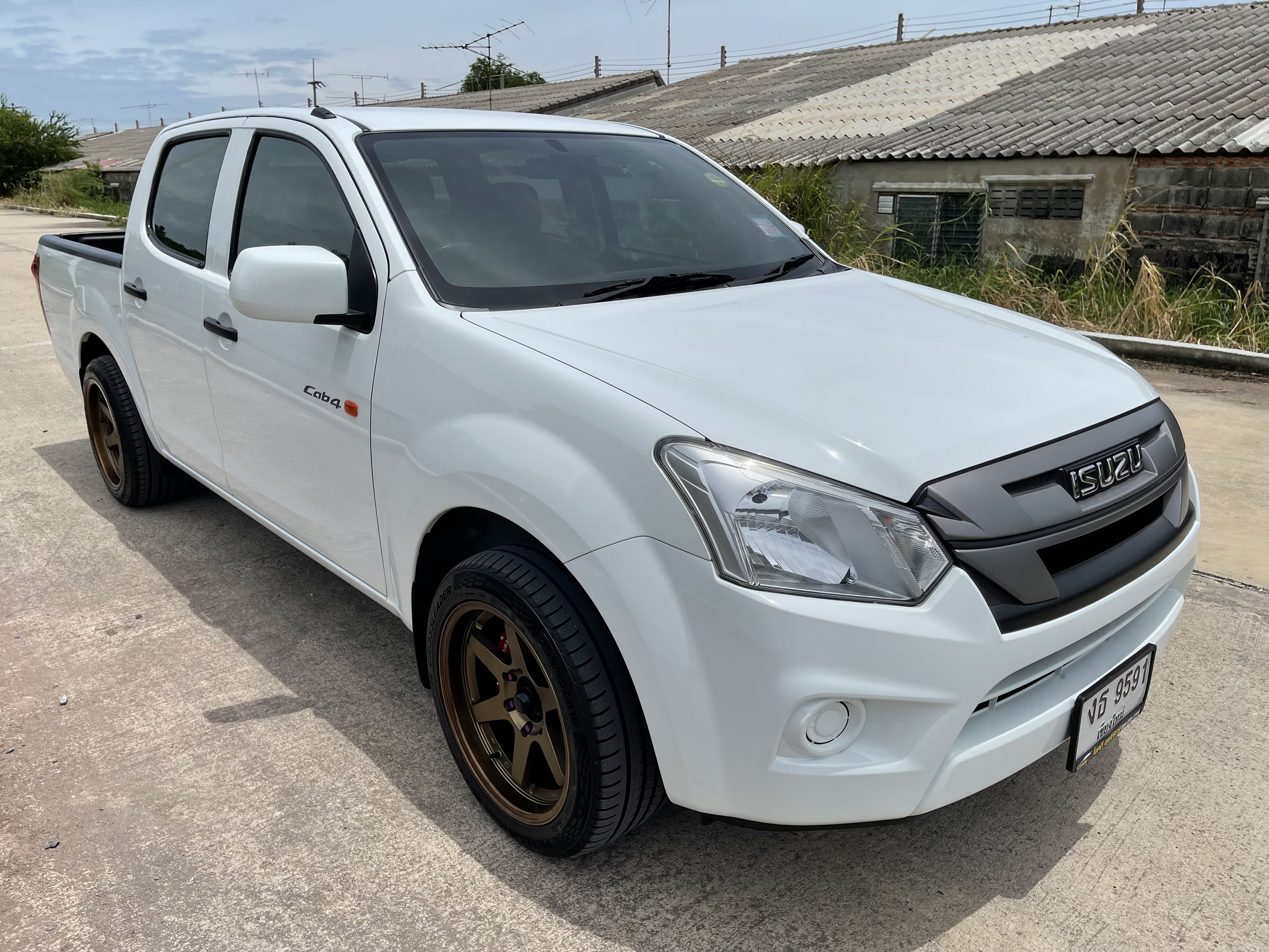 Isuzu Dmax All New 4ประตู 1.9 S 2018 ขาว