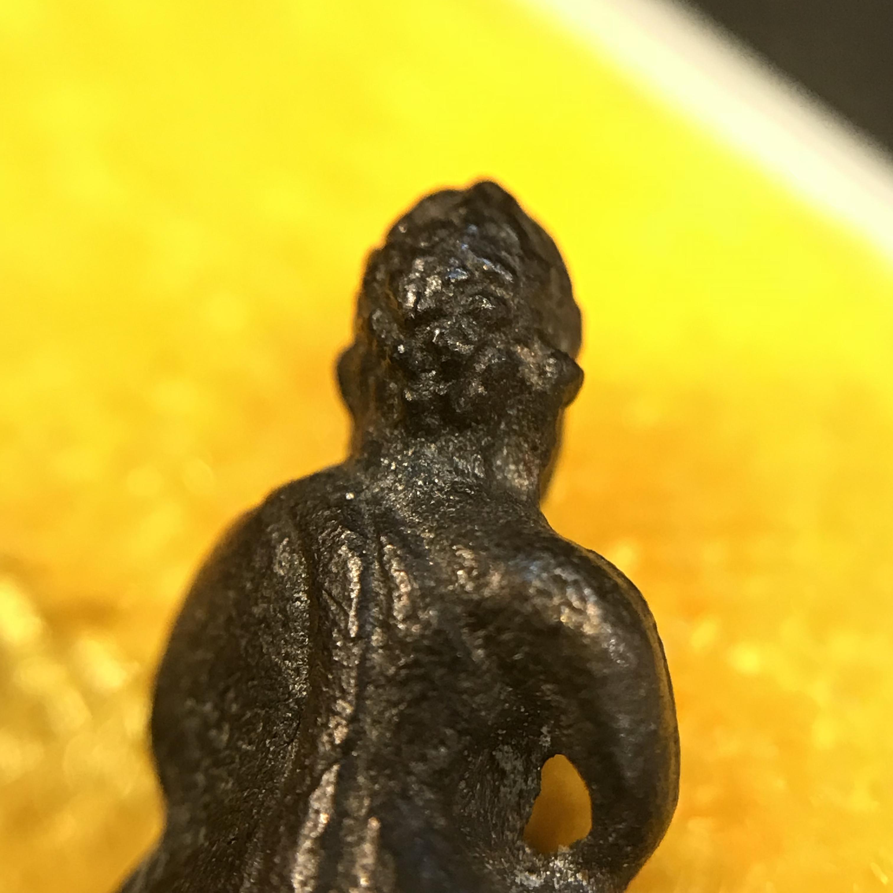 พระชัยวัฒน์อมรโมลี สมเด็จพระวันรัต (จุนท์ พรหมคตโต) วัดบวรนิเวศฯ เนื้อนวโลหะ ปี๒๕๓๔ สภาพสวยหายาก!!!(ตอกโค๊ด)