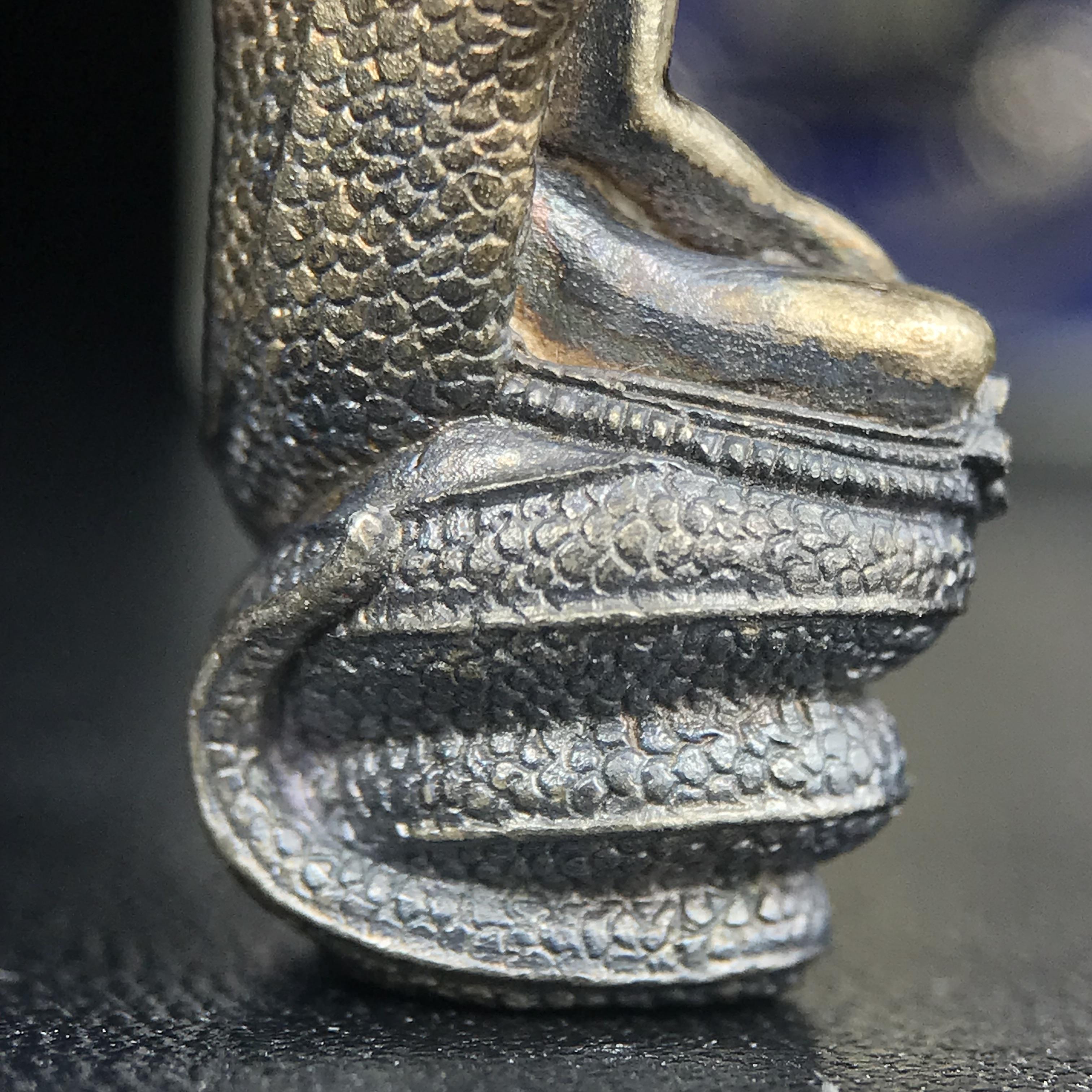 พระพุทธรูปนาคปรกปางมารวิชัย สธ. เนื่องวโรกาสสมเด็จพระเทพรัตนราชสุดาฯ ทรงเจริญพระชนมายุครบ 3 รอบ ปี2534 พิธีพุทธาภิเษก ณ วัดบวรนิเวศวิหาร โดยมีสมเด็จพระญาณสังวร สมเด็จพระสังฆราชเป็นองค์ประธาน(พิธีใหญ่ มวลสารดี พุทธศิลป์งดงาม)พระกริ่งเนื้อเงินพบเจอน้อยหายาก