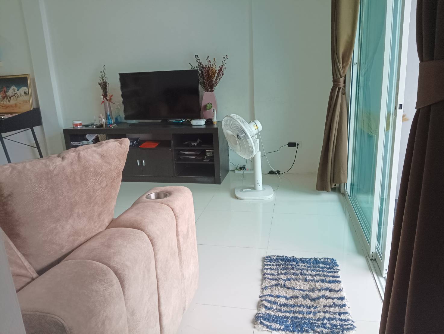 For Rent : Kohkaew, 2-Story Townhome, 3 Bedrooms 3 Bathrooms