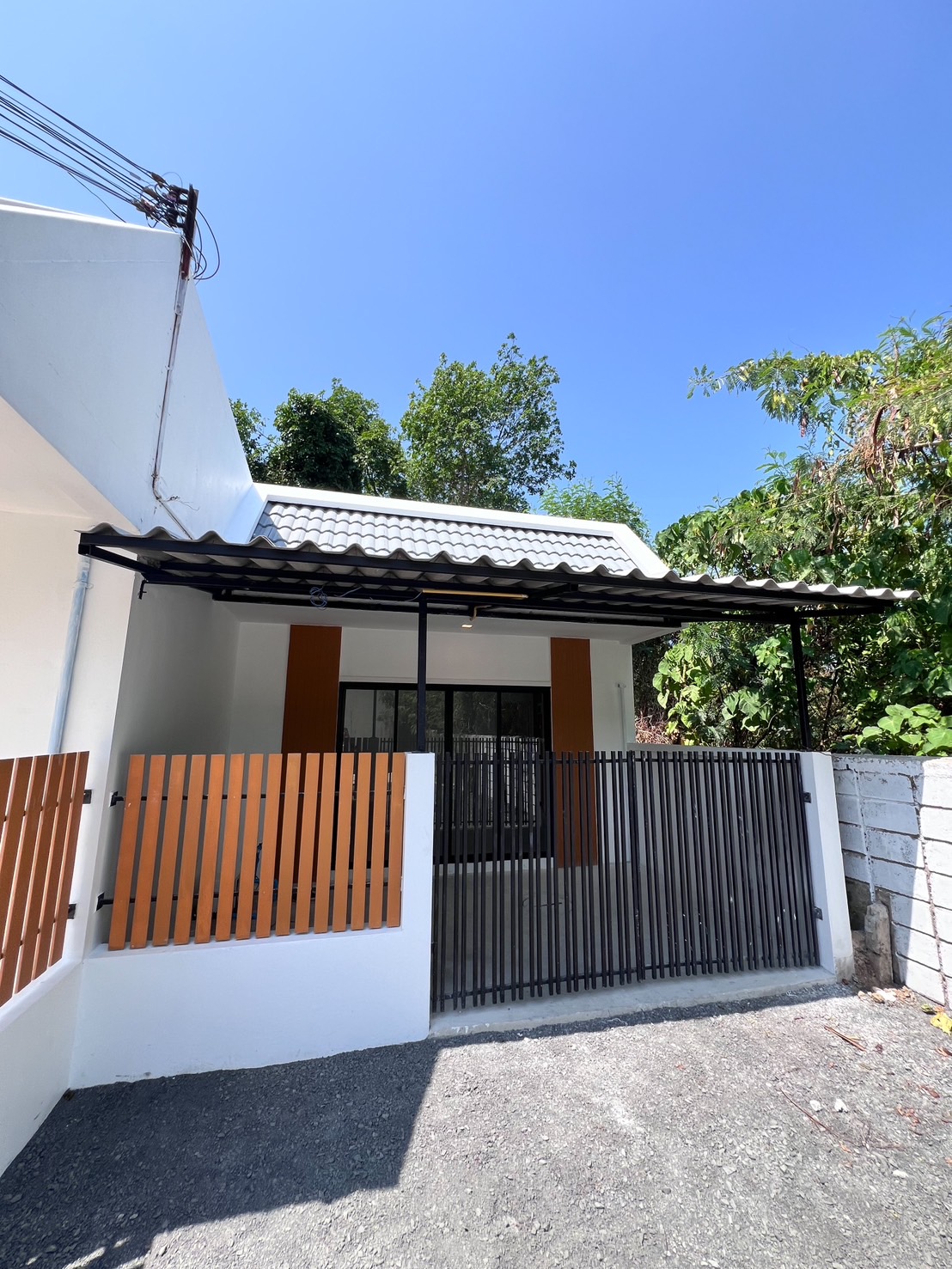 For Sales : Thalang, One-story townhouse near Robinson, 2 Bedrooms 2 Bathrooms