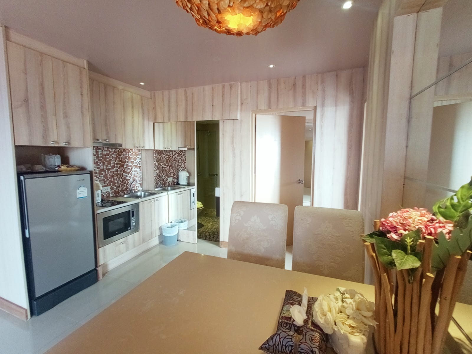 For Rent : Patong, Seaview Condo, 2 Bedroom 2 Bathroom