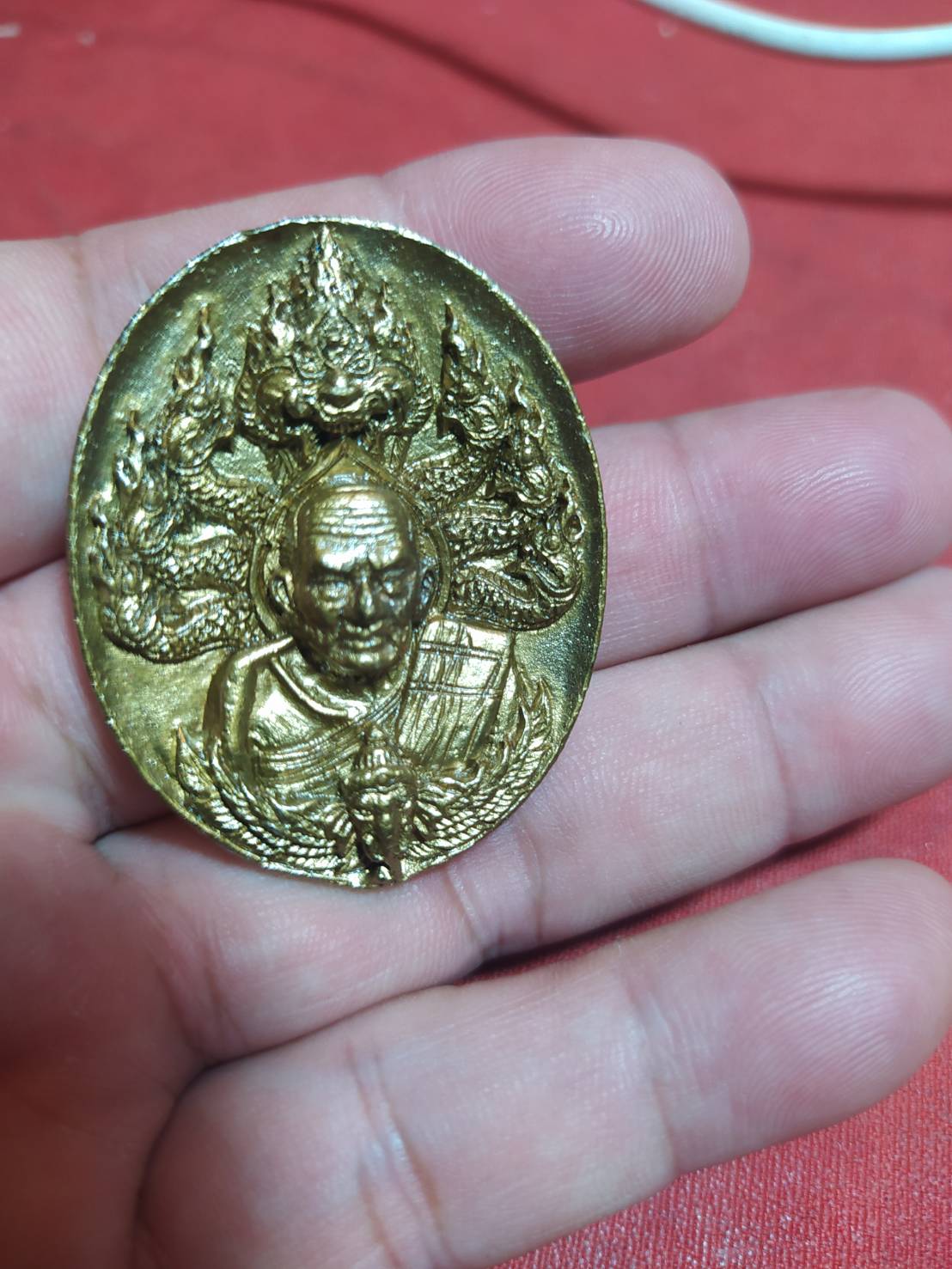 เหรียญทองเมฆสิทธิ์ พุทธศิลป์หลวงปู่ทวด พระโพธิสัตว์เหยียบน้ำทะเลจืด
