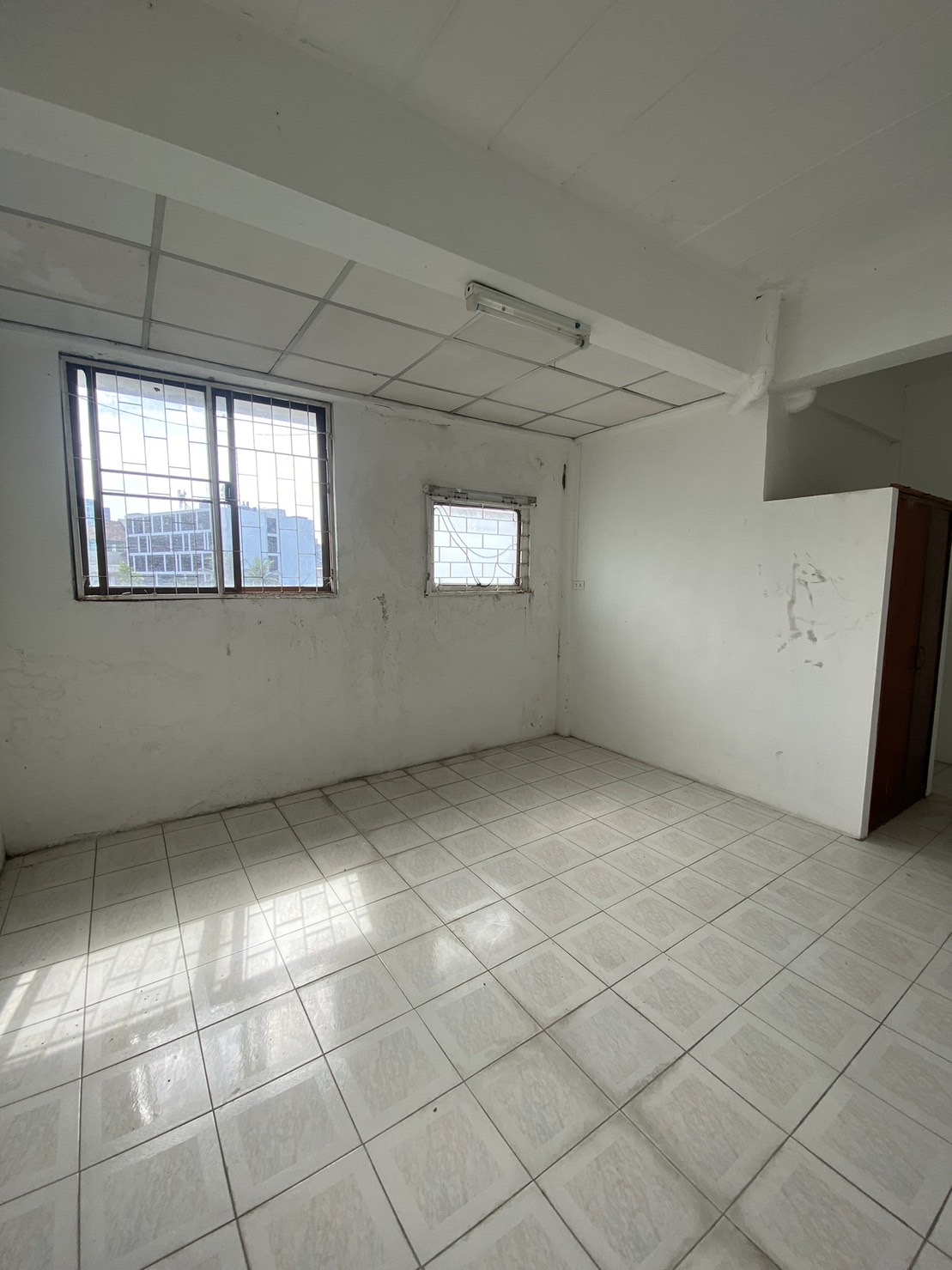 For Sales : Phuket Town, 4-story commercial building, 4 Rooms 4 Bathrooms