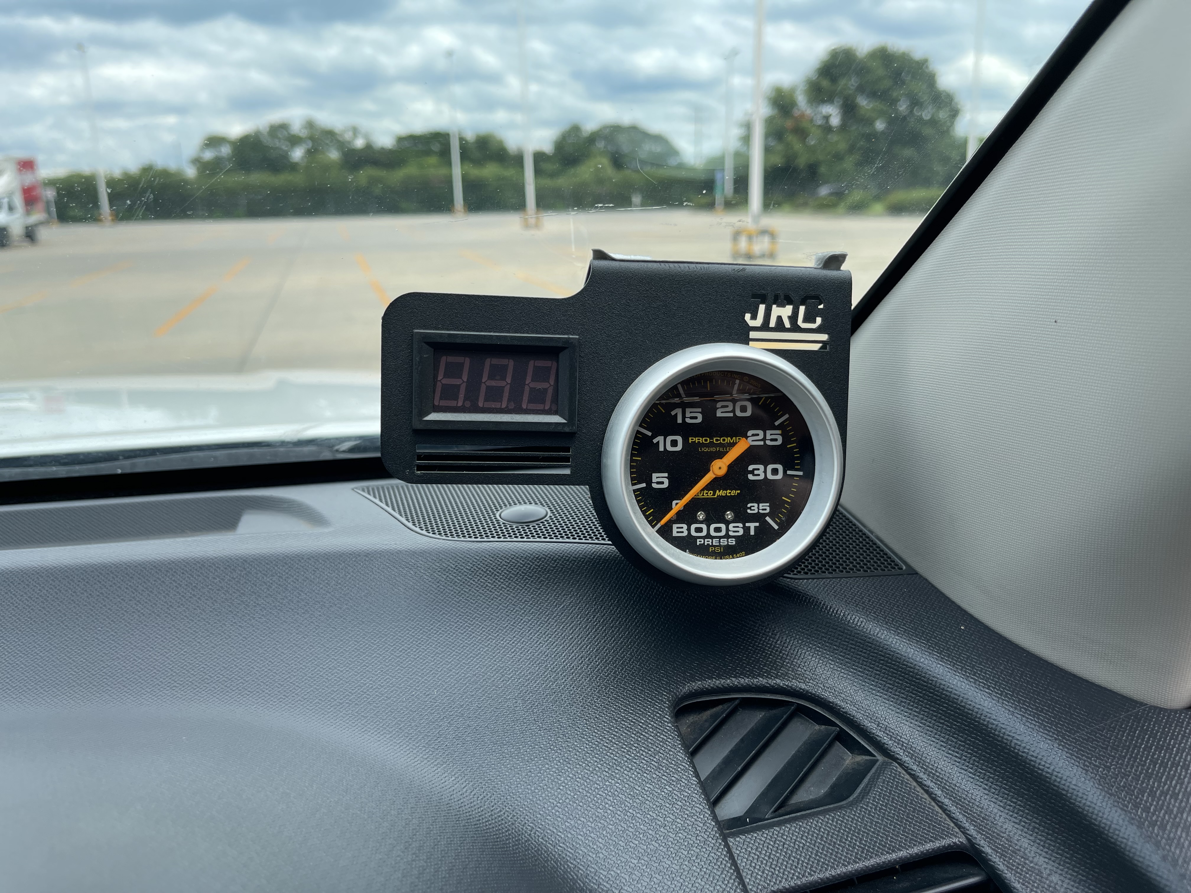 Isuzu Dmax All New 4ประตู Hilander 2.5 Vgs Z Dvd 2014 ขาวมุก