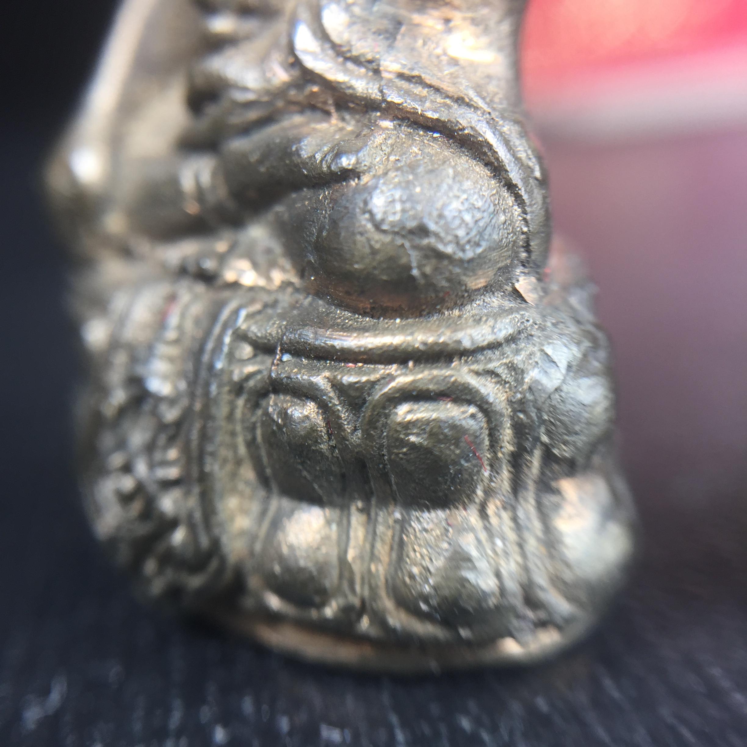 พระกริ่ง-พระชัยวัฒน์ ภปร. ธรรมศาสตร์ 50ปี เนื้อนวโลหะ ปี2527(ในหลวงรัชกาลที่9 เสด็จเททอง)(หายาก)(1ใน677ชุด)