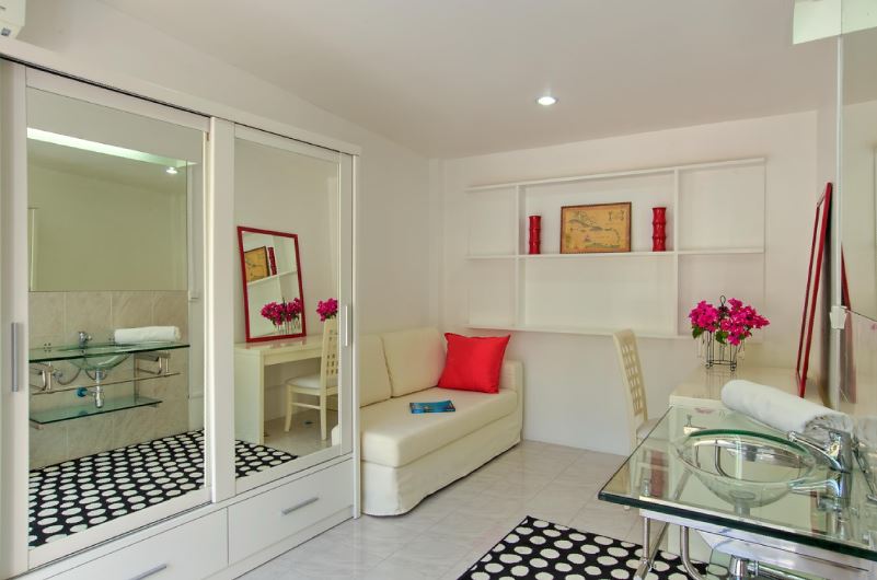 For Sales : Thalang, 5 Luxury Private Pool Villa , 23 bedrooms 17 bathrooms. 1,550 SQ.M.