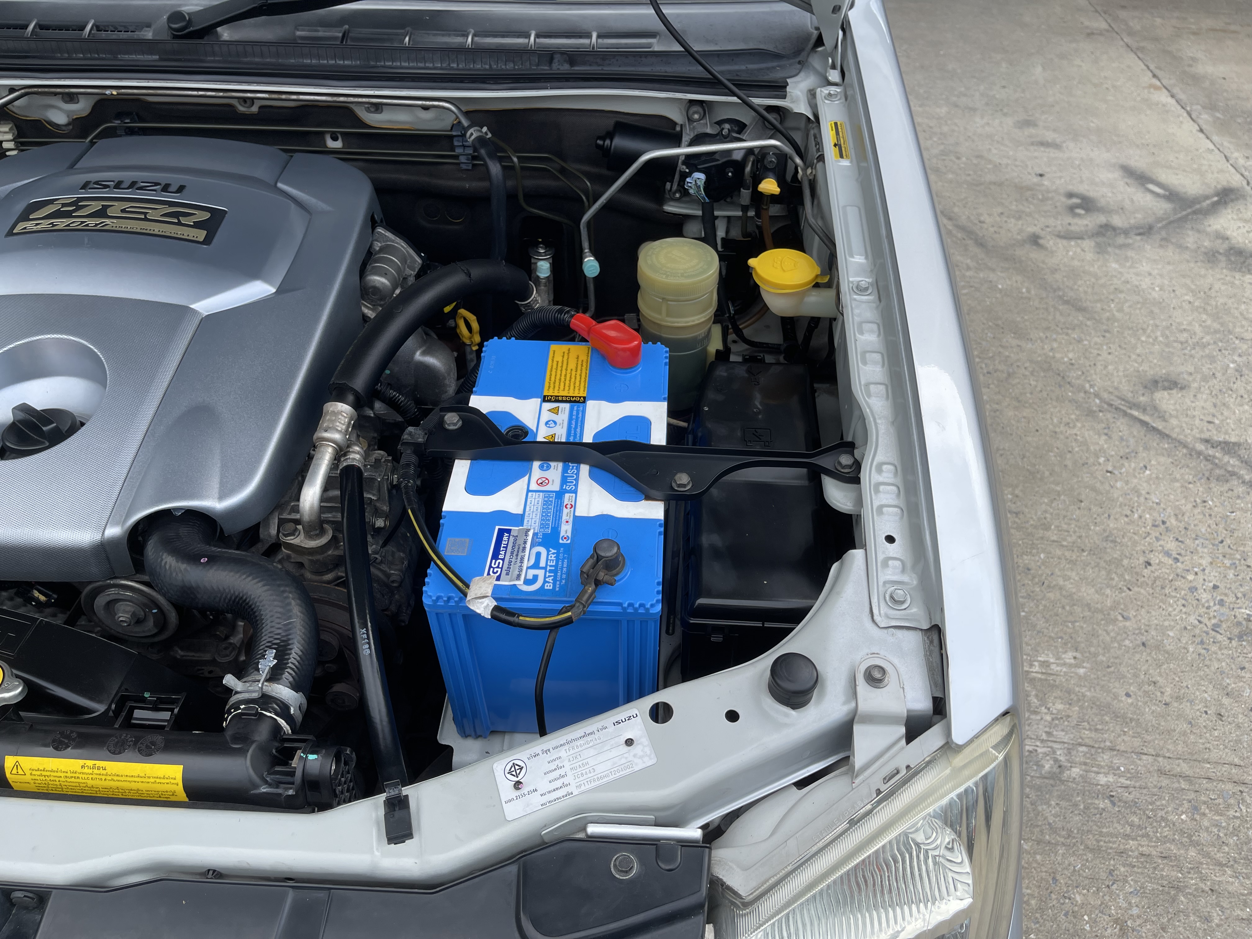 Isuzu Dmax 4ประตู SX 2.5 2012 เงิน