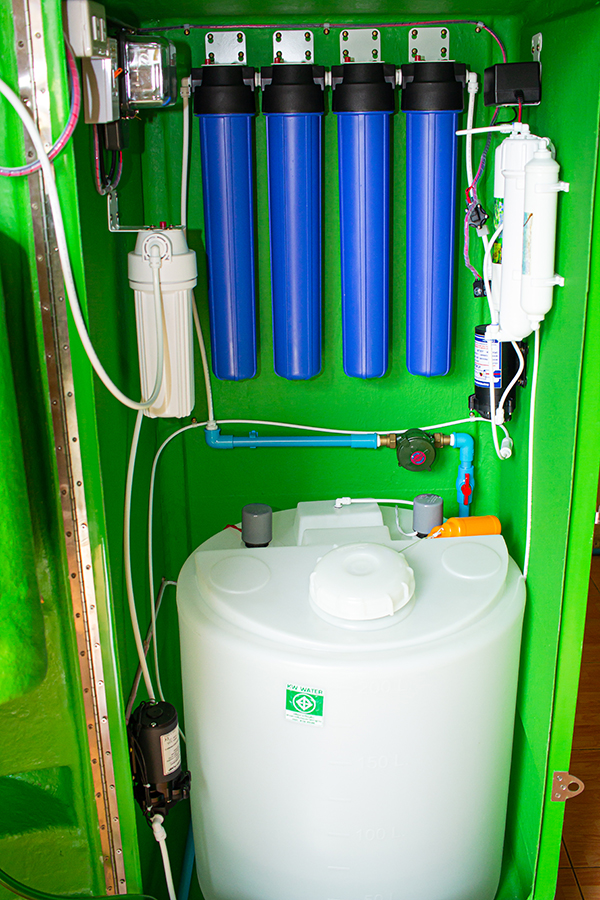 ตู้น้ำหยอดเหรียญ รุ่น 200 ลิตร