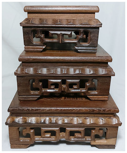 กี๋หรือฐานไม้สไตล์จีน สี่เหลี่ยมผืนผ้า มี3ขนาด หลายราคา ราคาเริ่ม