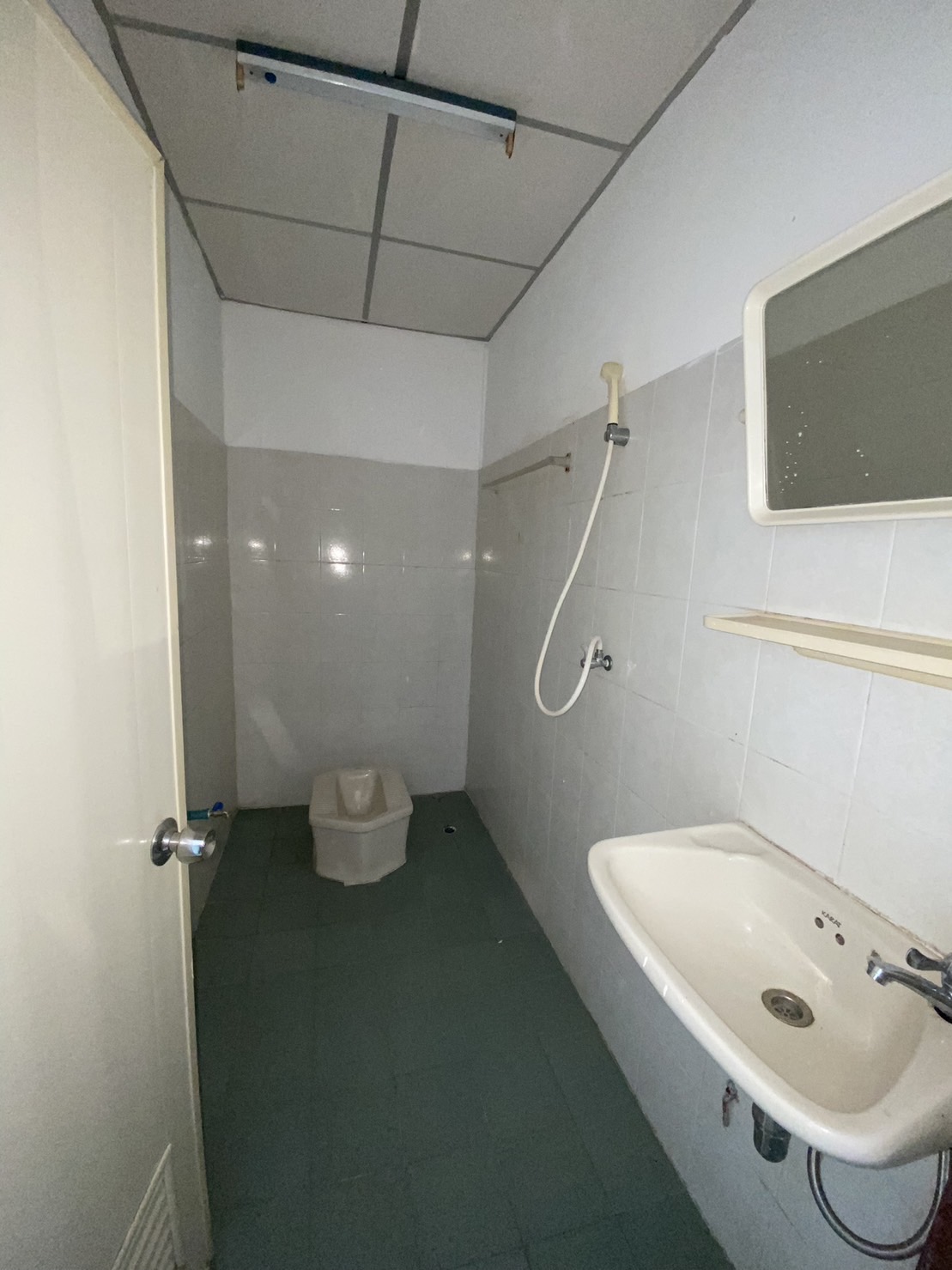 For Sales : Phuket Town, 4-story commercial building, 4 Rooms 4 Bathrooms