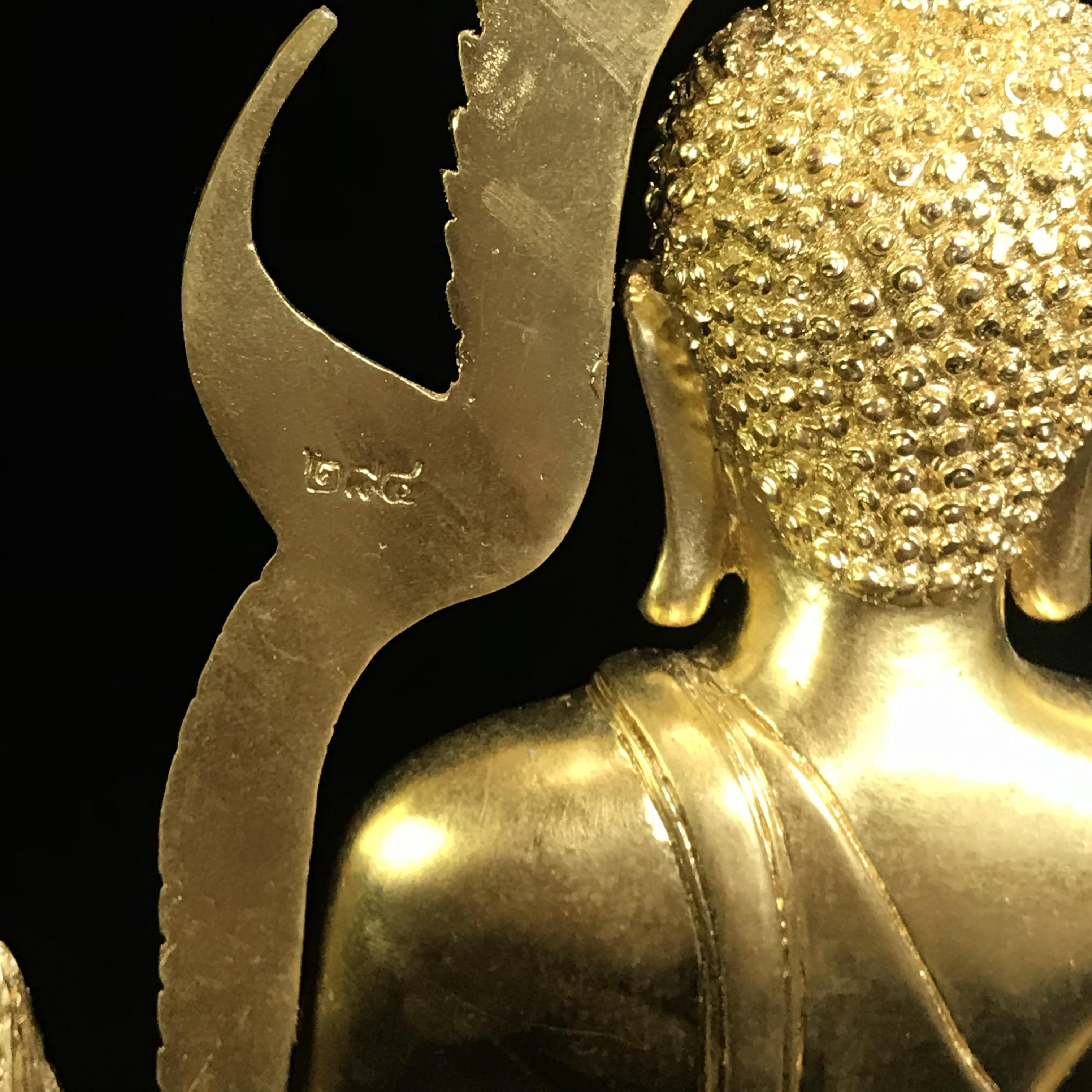 พระพุทธชินราช ญสส. วัดพระศรีมหาธาตุ จ.พิษณุโลก ปี2543 ขนาดหน้าตัก 7นิ้ว ลงรักปิดทองฐานประดับกระจก พิธีใหญ่ รุ่นแรกและรุ่นเดียวที่ หลวงปู่หมุน ฐิตสีโล วัดบ้านจาน มาร่วมปลุกเสก(1 ใน 999องค์)