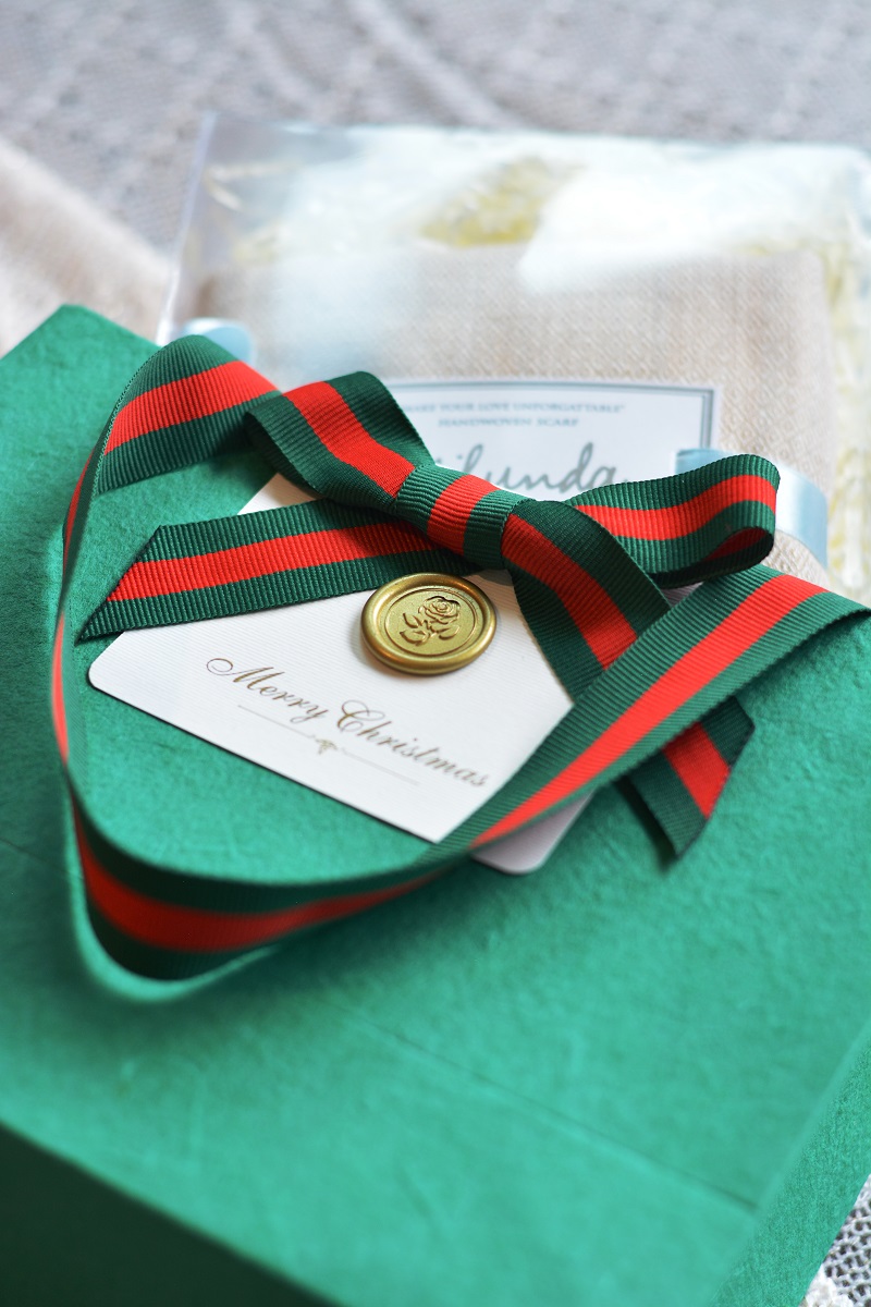 Christmas bags กระเป๋าของขวัญพิมพ์ชื่อโลโก้ แบบผูกโบว์มี 8 สี