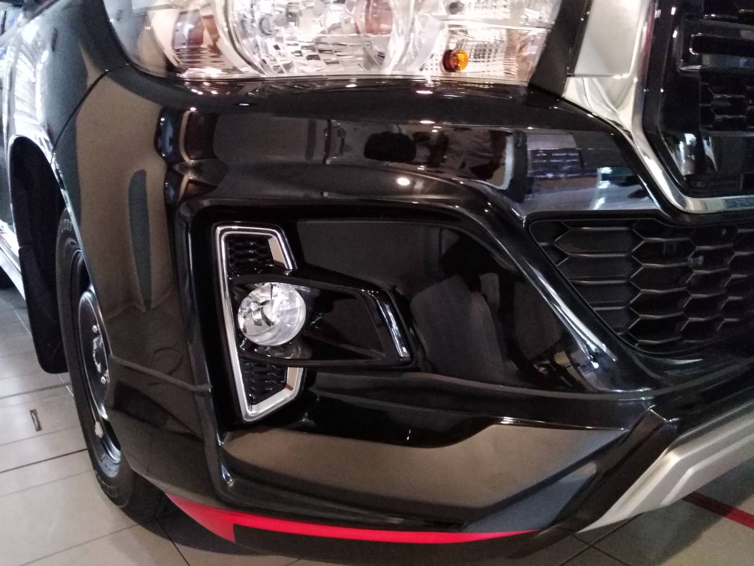 Toyota Revo Rocco body kits by Amotriz