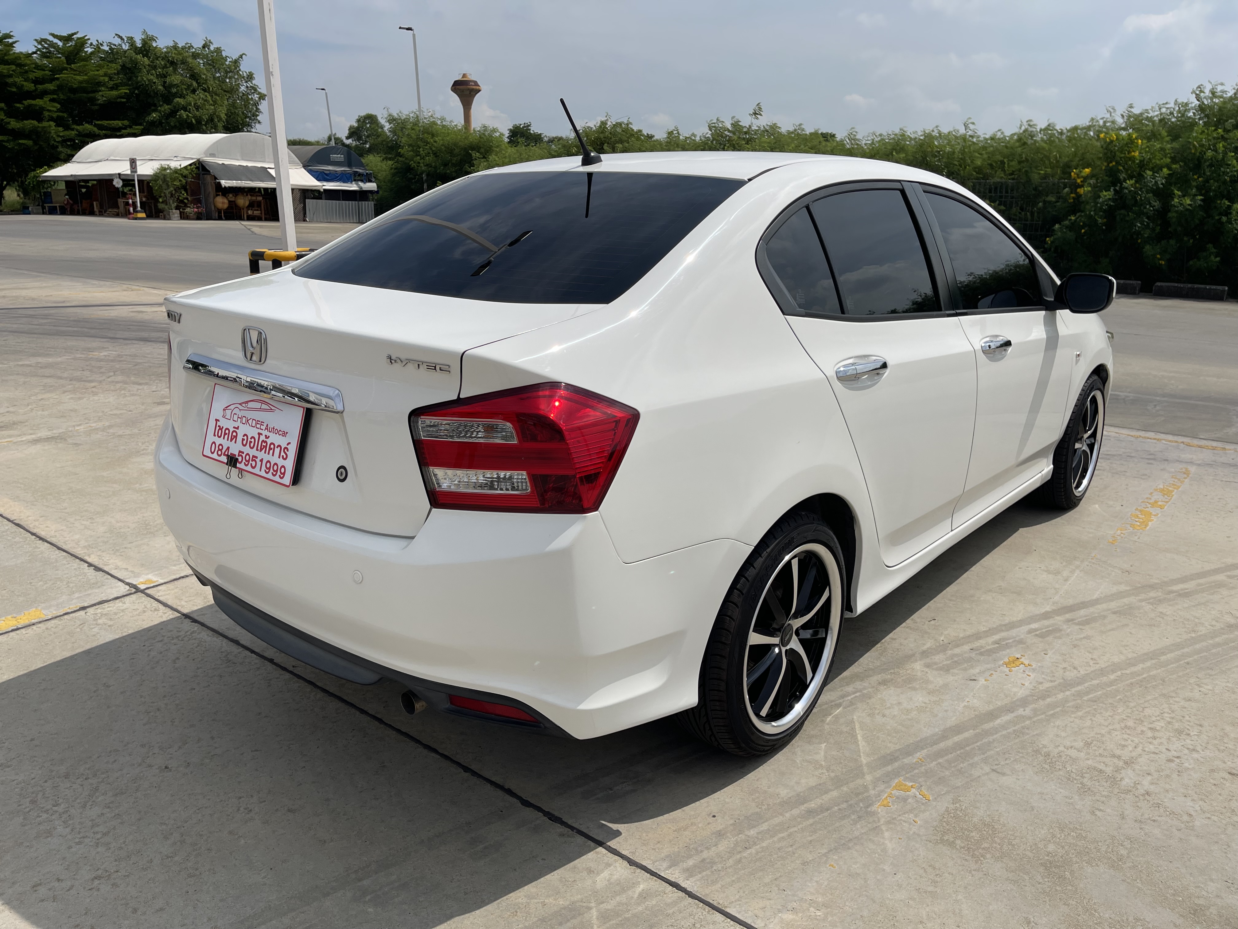 Honda City 1.5 V At 2013 ขาว