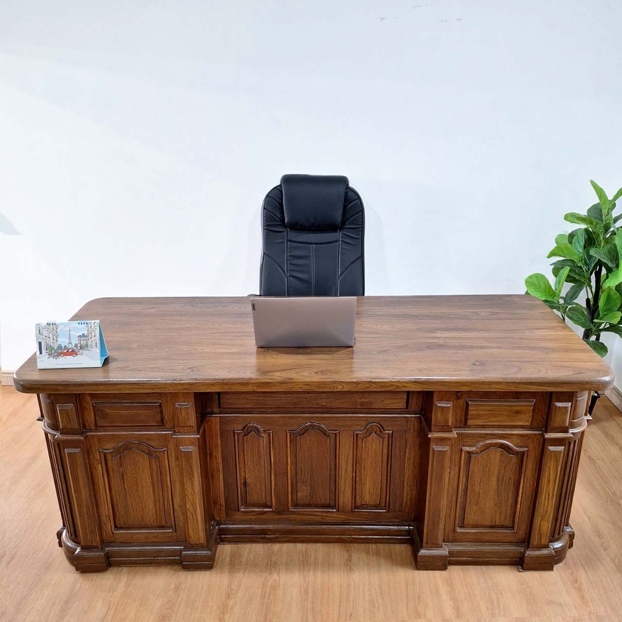 โต๊ะทำงานผู้บริหาร รุ่น executive