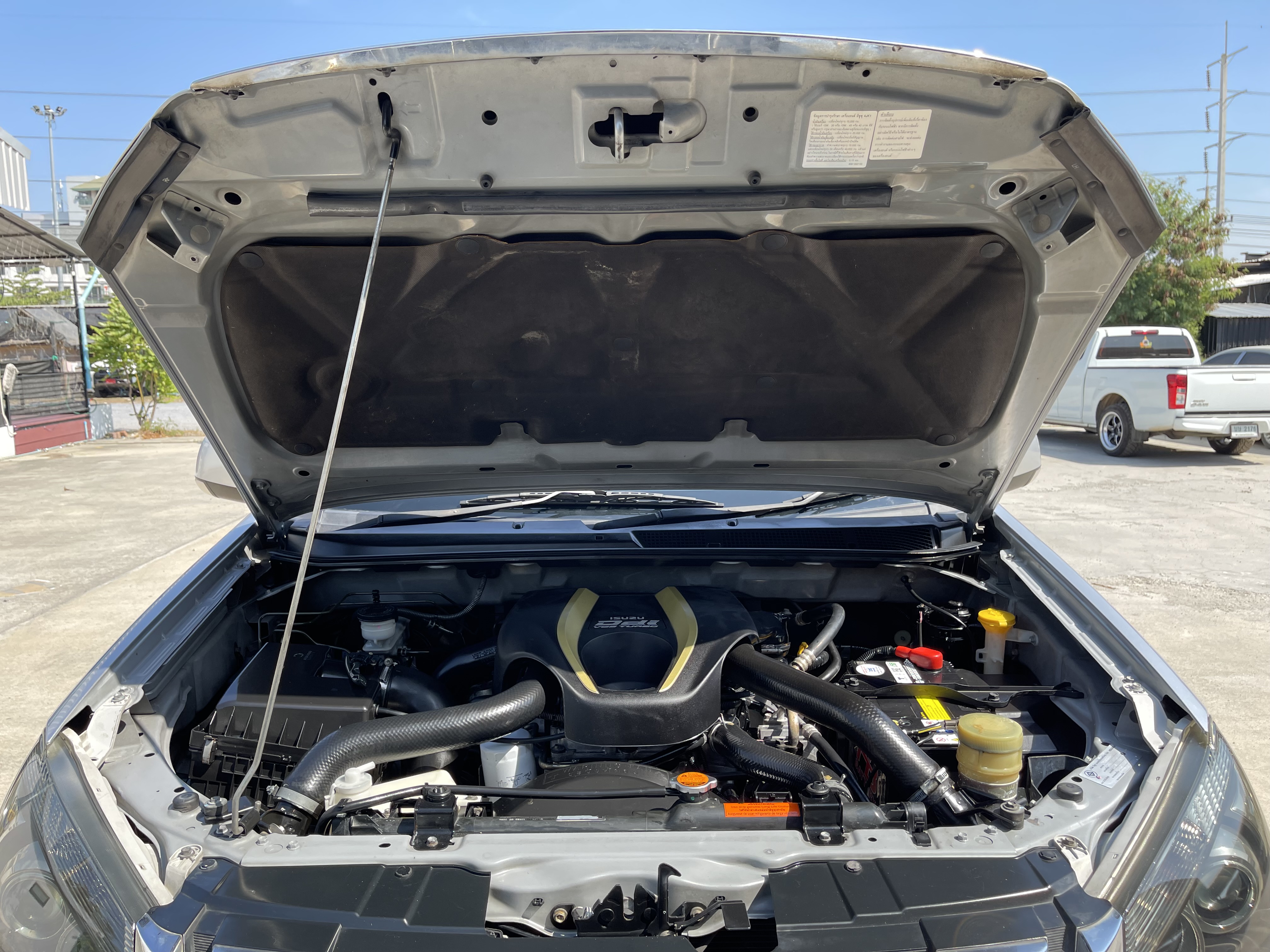 Isuzu Dmax All New Cab Hilander 2.5 Vgs Z 2012 เงิน