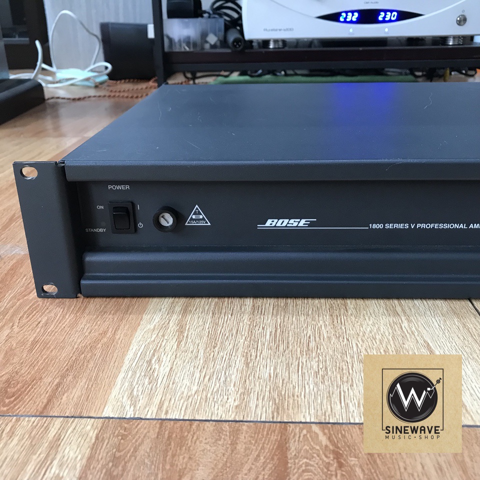 Power Amp ยี่ห้อ Bose รุ่น 1800V (Made in USA) ไฟ 220Volts